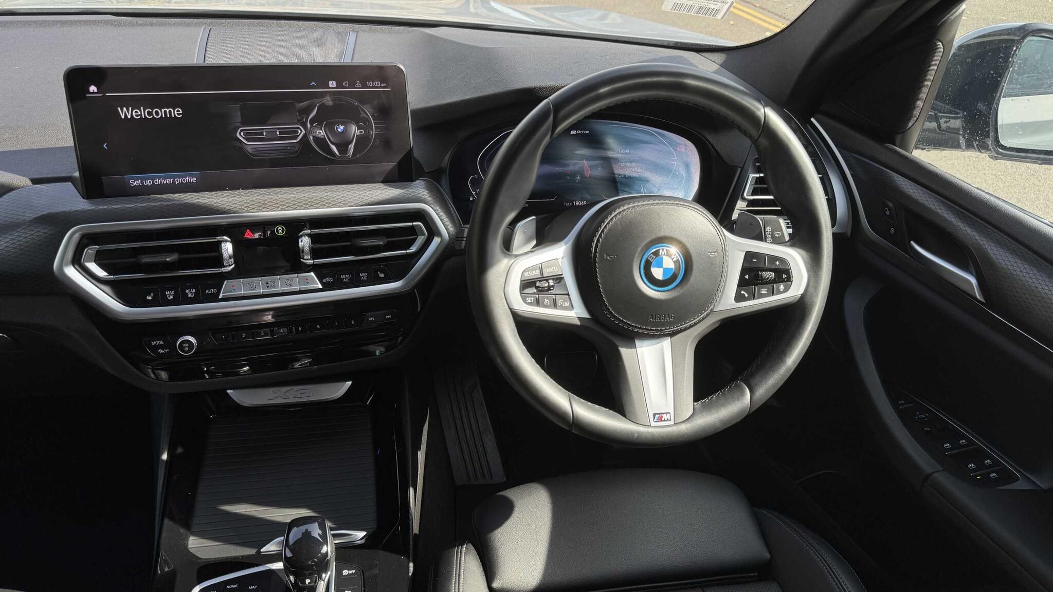 BMW X3 view 6