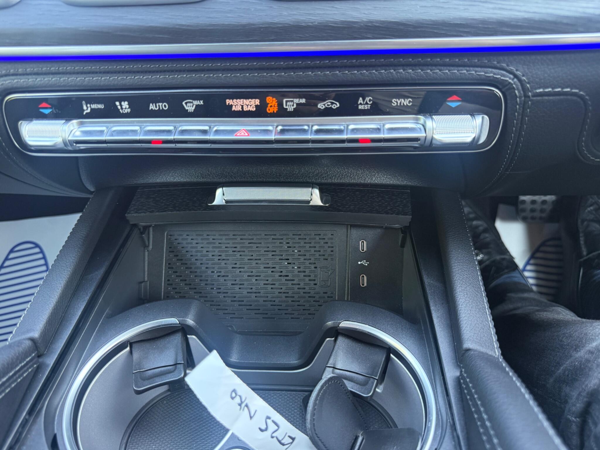 Mercedes-Benz GLS view 23