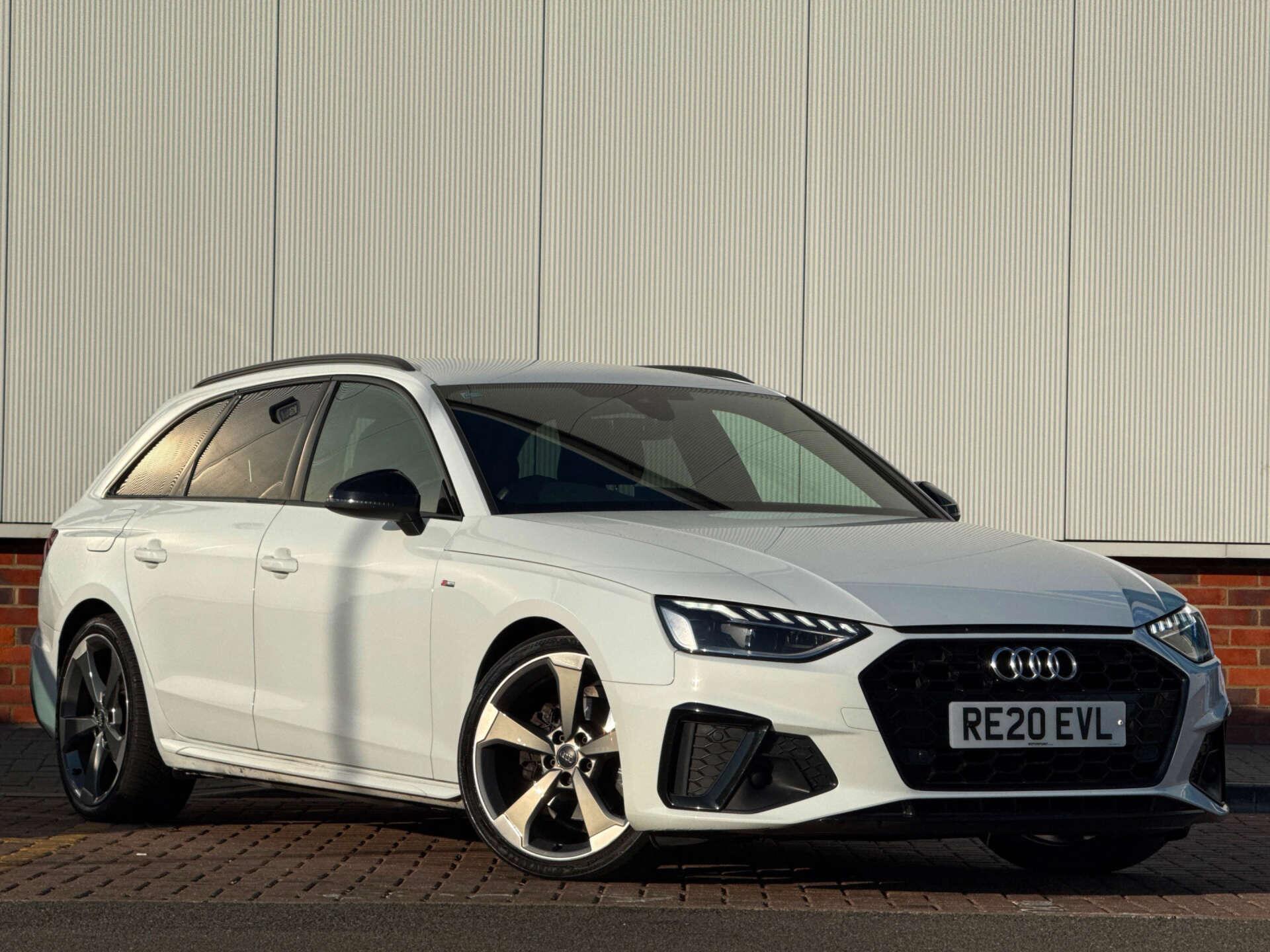 Audi A4 Avant view 6