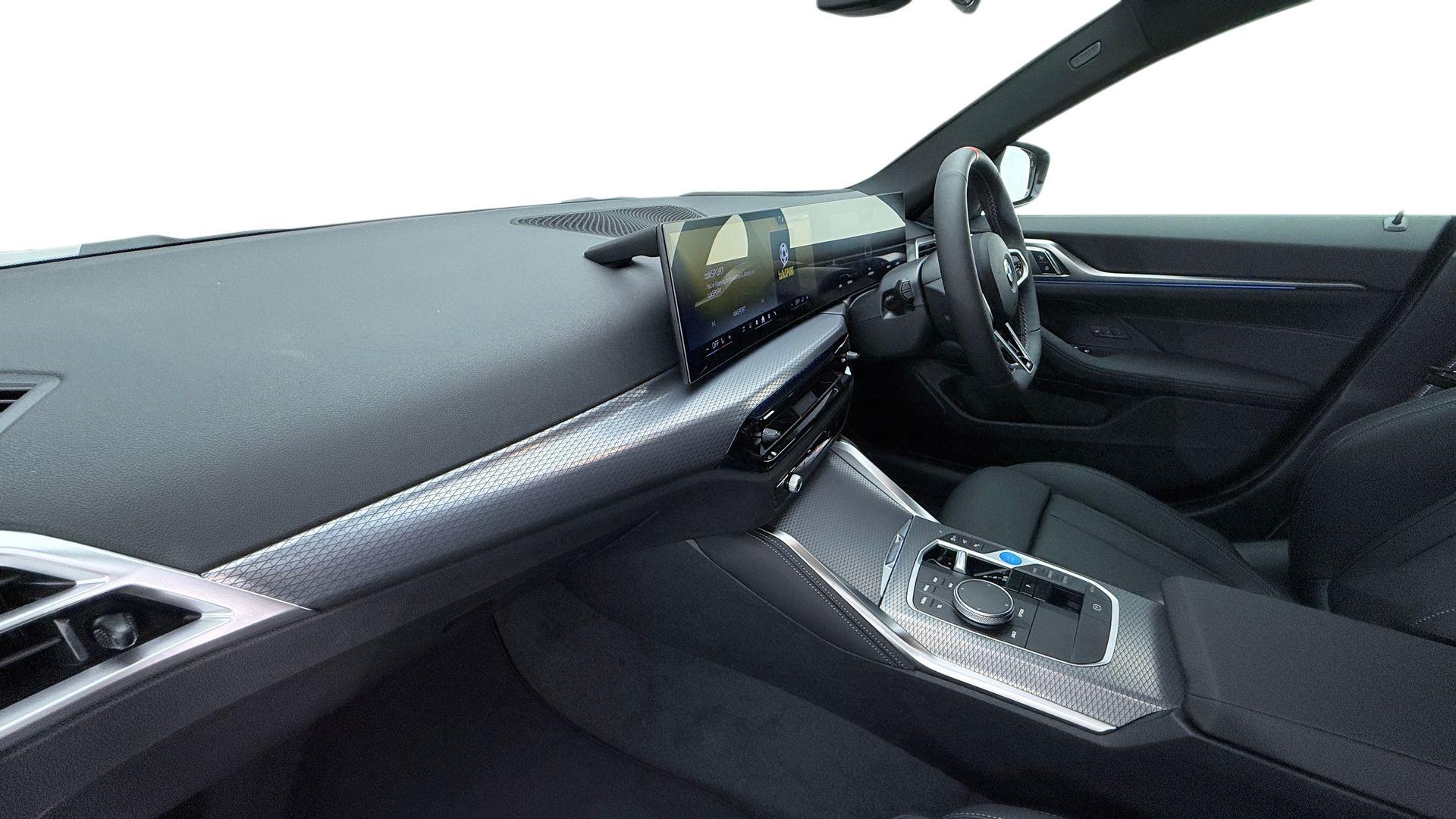 BMW I4 view 7