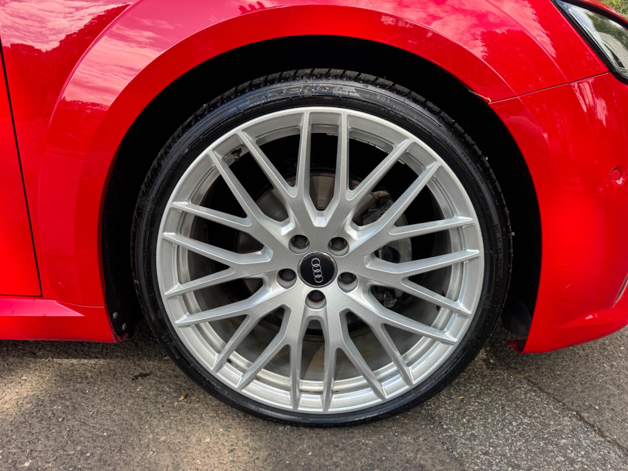 Audi TT view 39