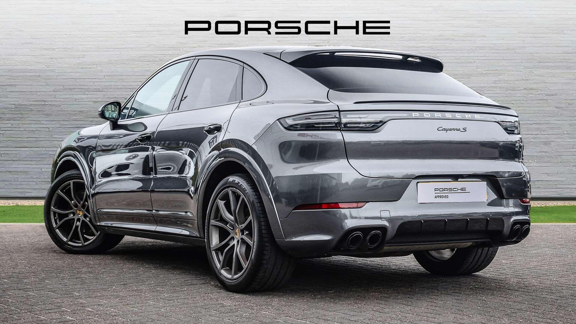 Porsche Cayenne view 4
