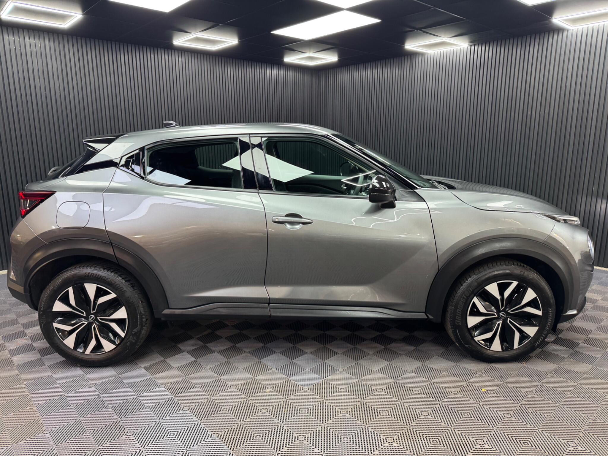Nissan Juke view 2
