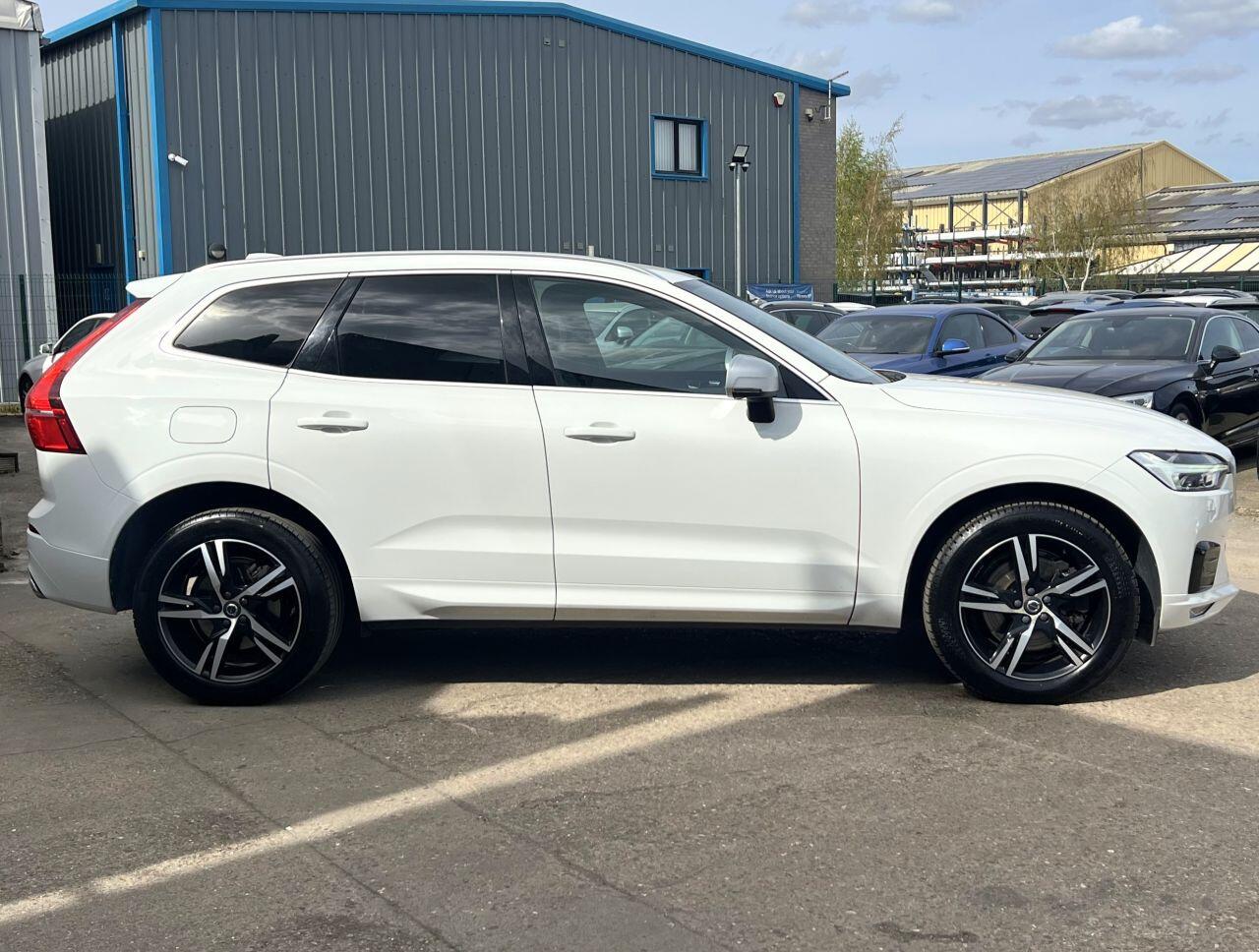 Volvo XC60 view 7
