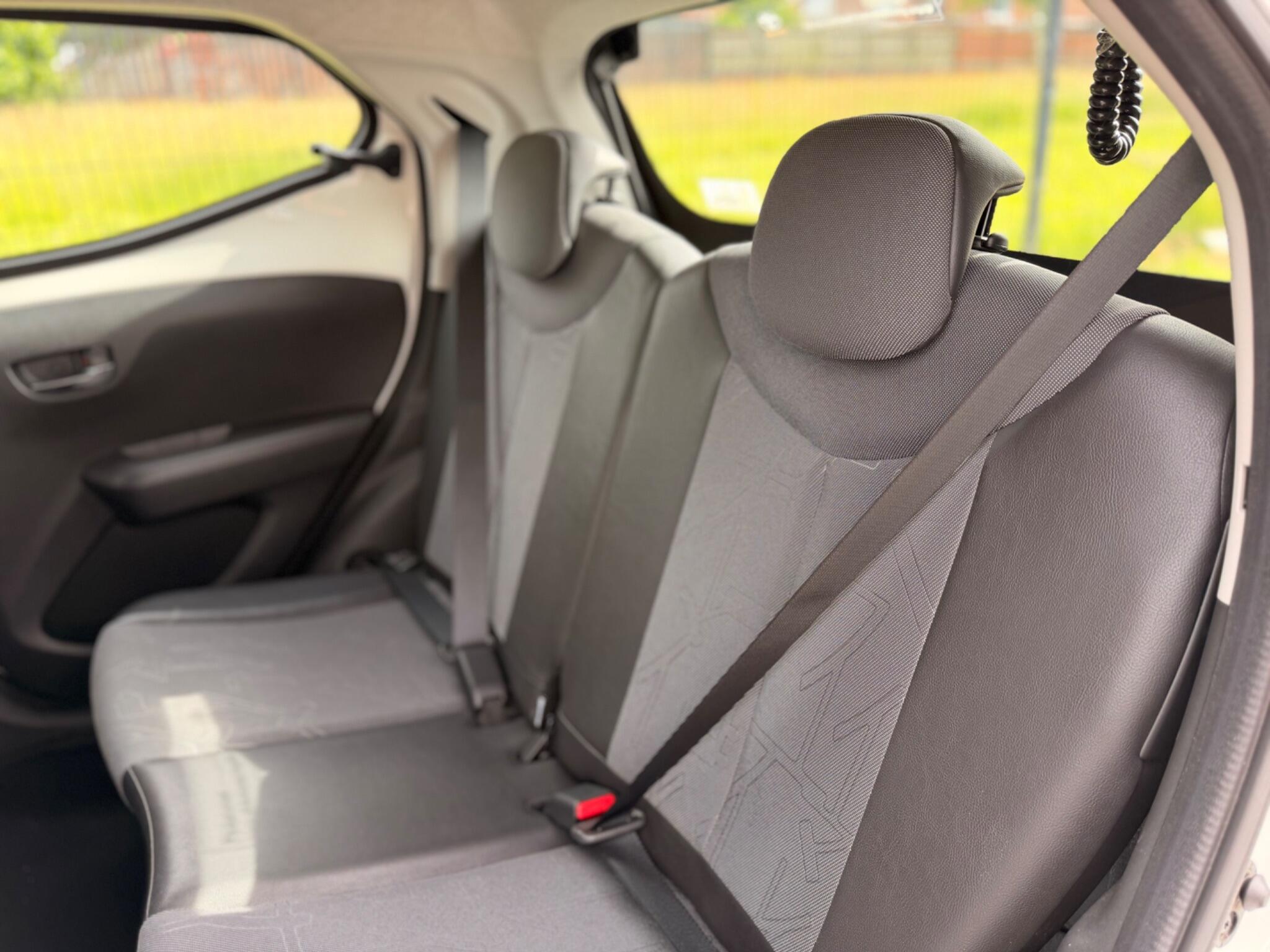 Toyota Aygo view 18