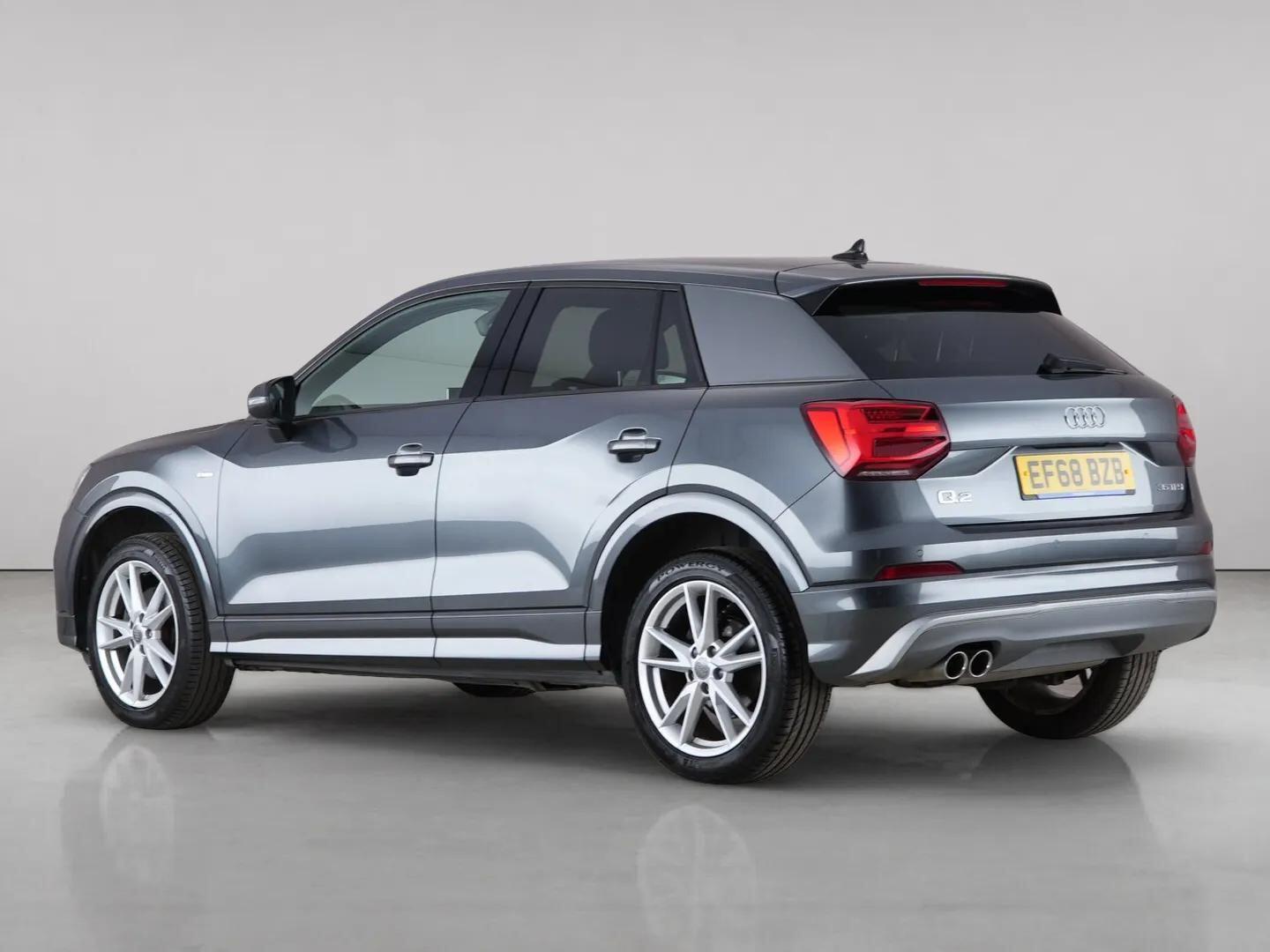 Audi Q2 view 7