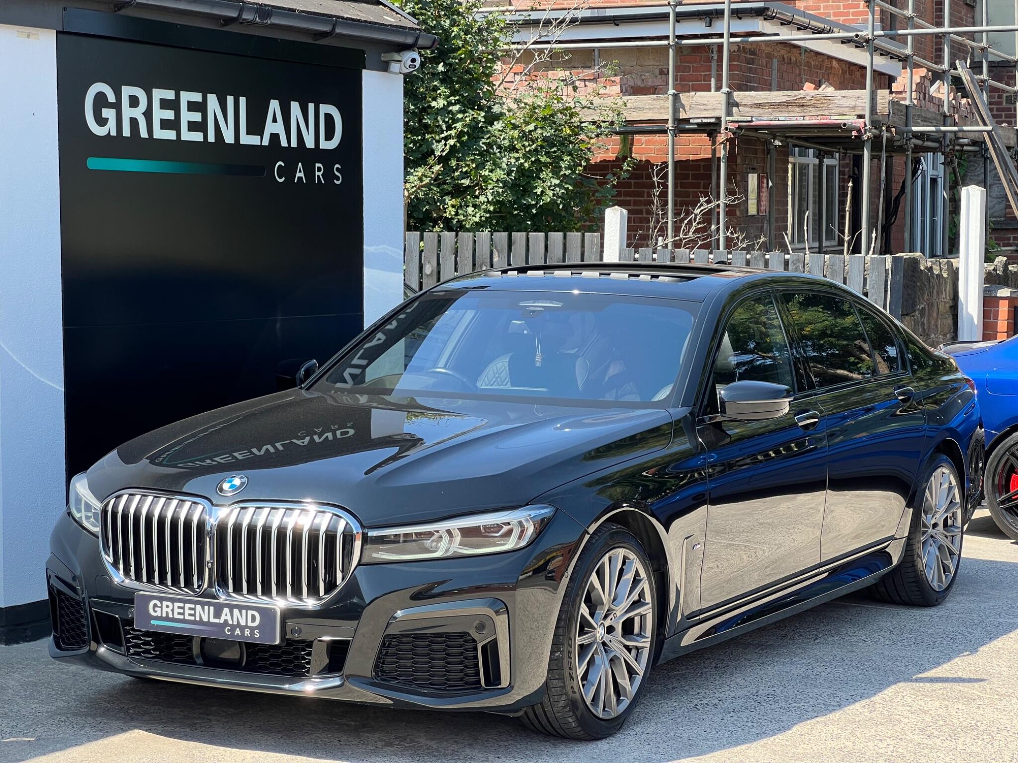 BMW 7 Series view 4