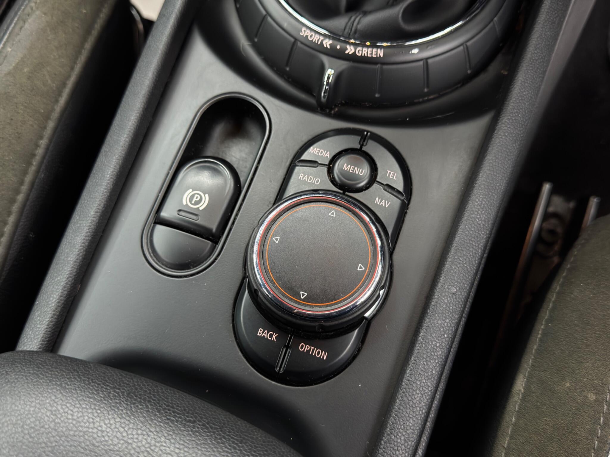 Mini Clubman view 24