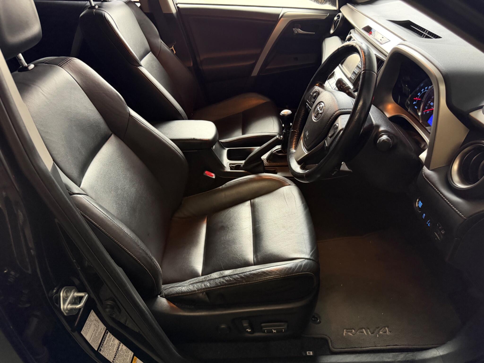Toyota RAV4 view 20