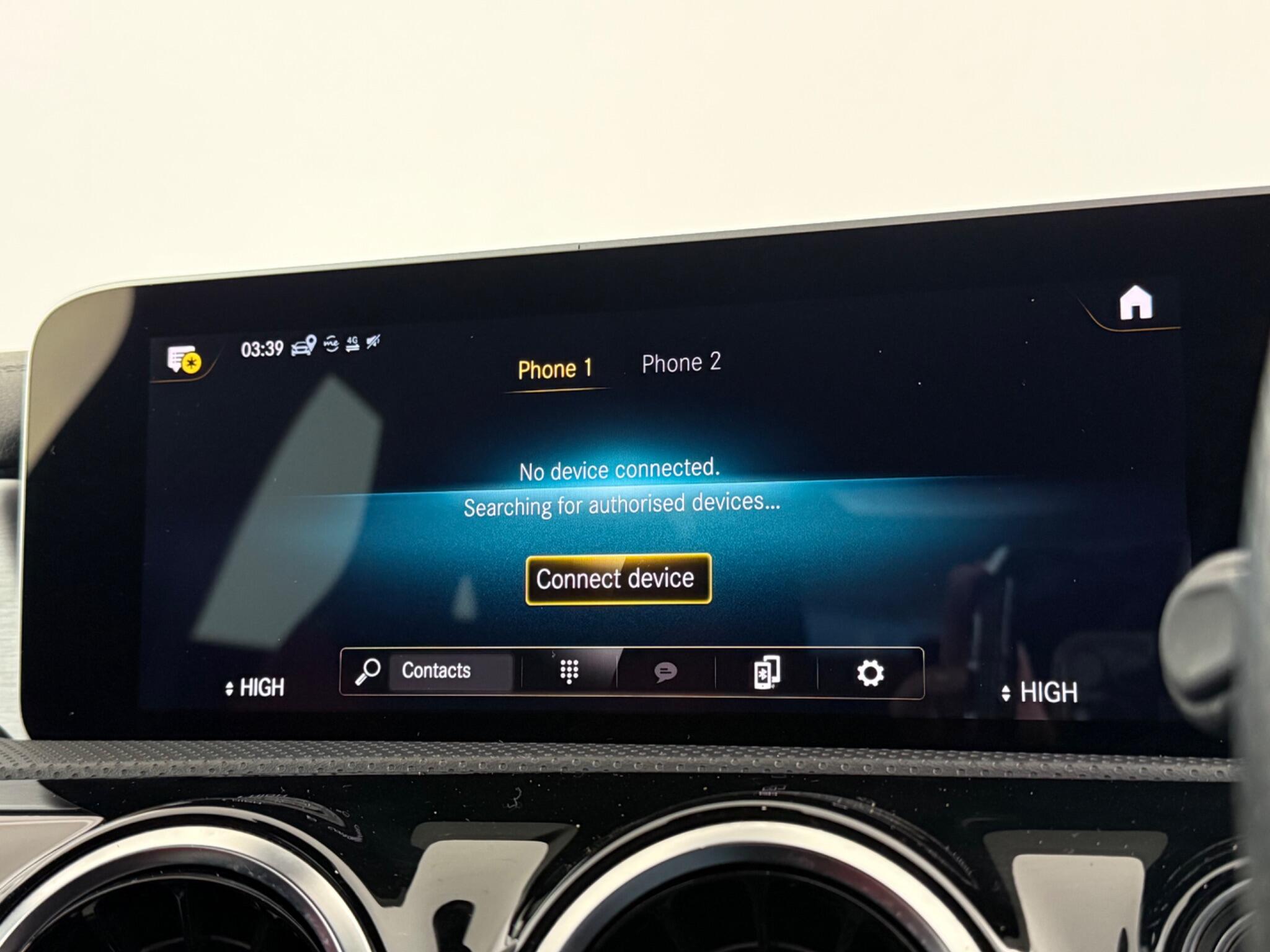 Mercedes-Benz Cla view 22