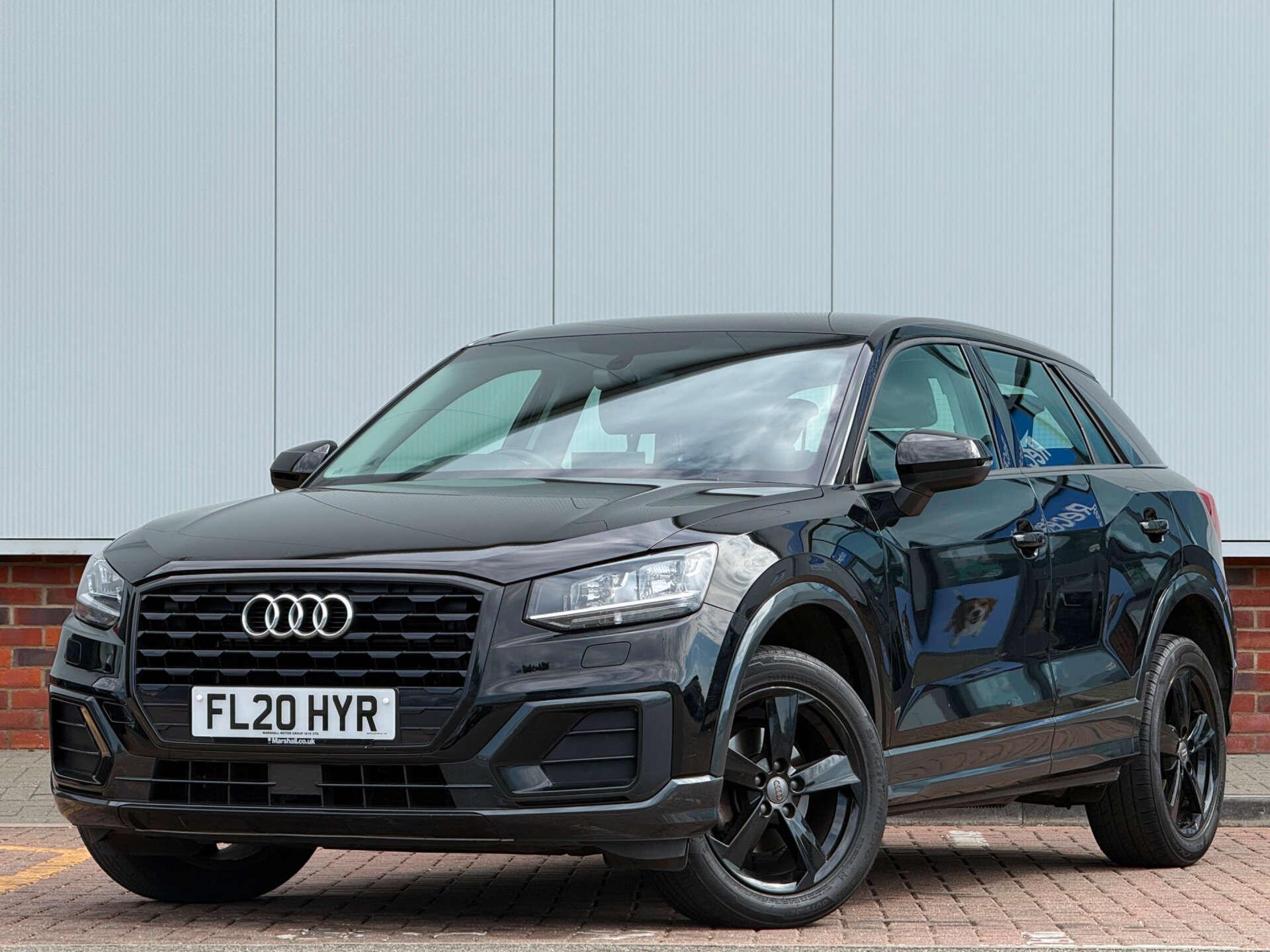 Audi Q2 view 5