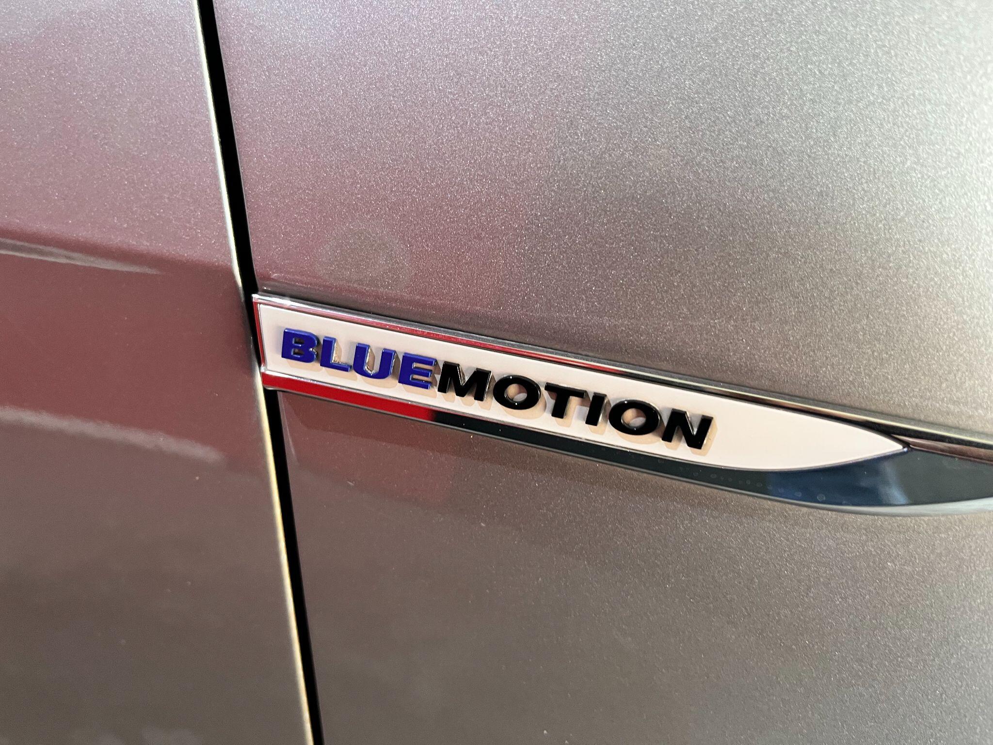 Volkswagen Golf view 14