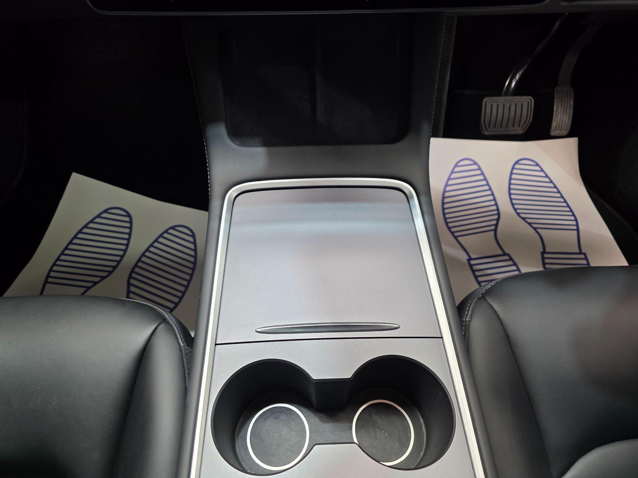 Tesla Model Y view 15