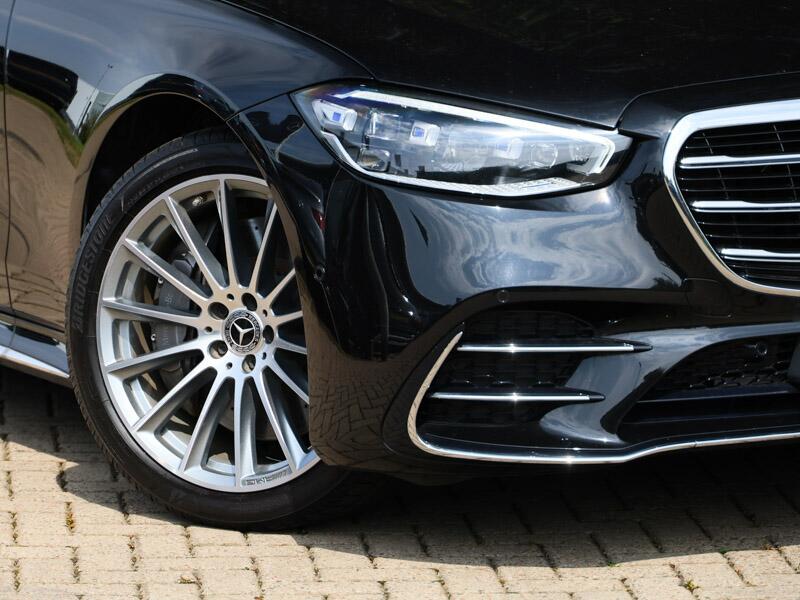 Mercedes-Benz S-Class view 9