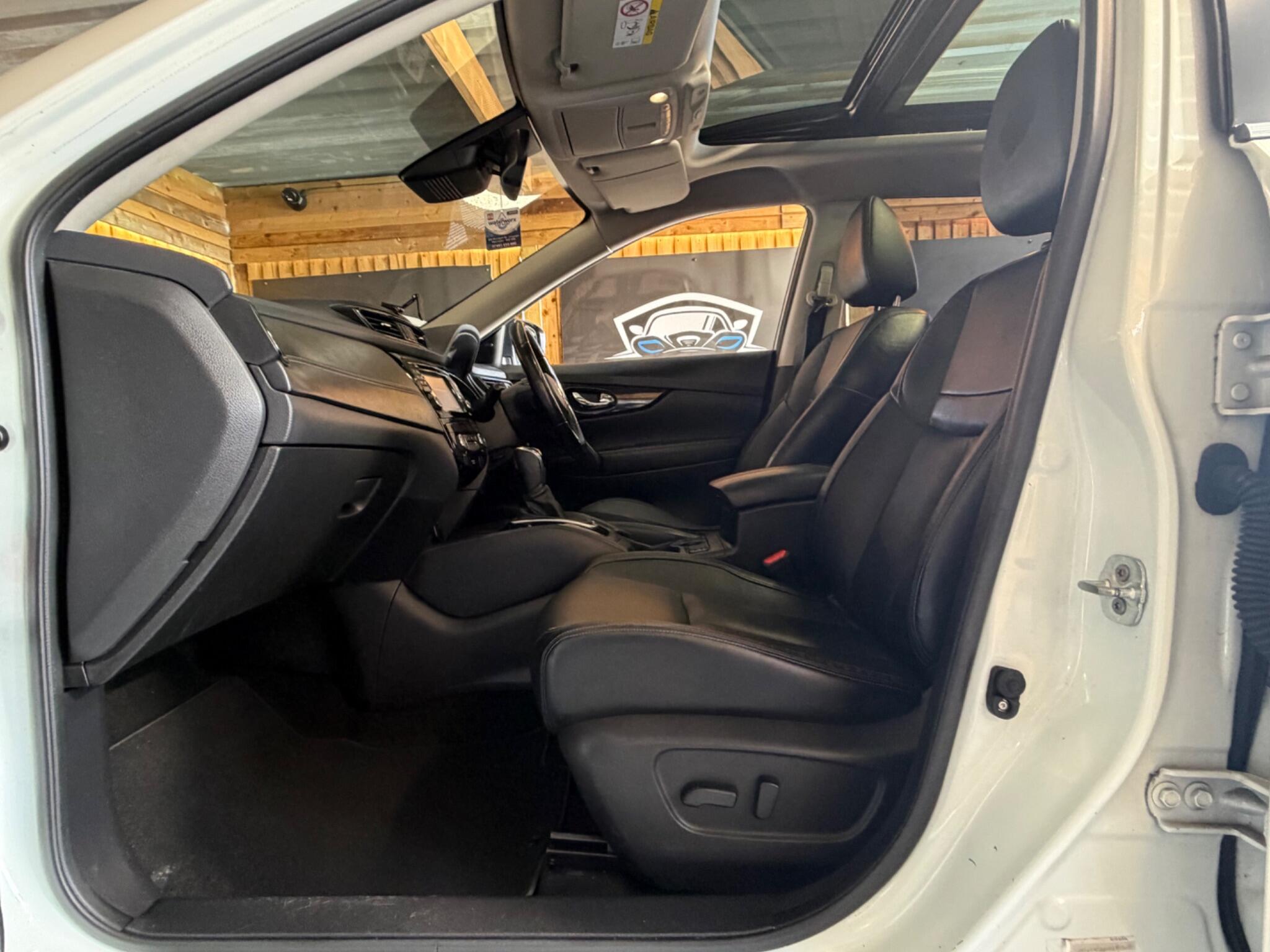 Nissan X-Trail view 36