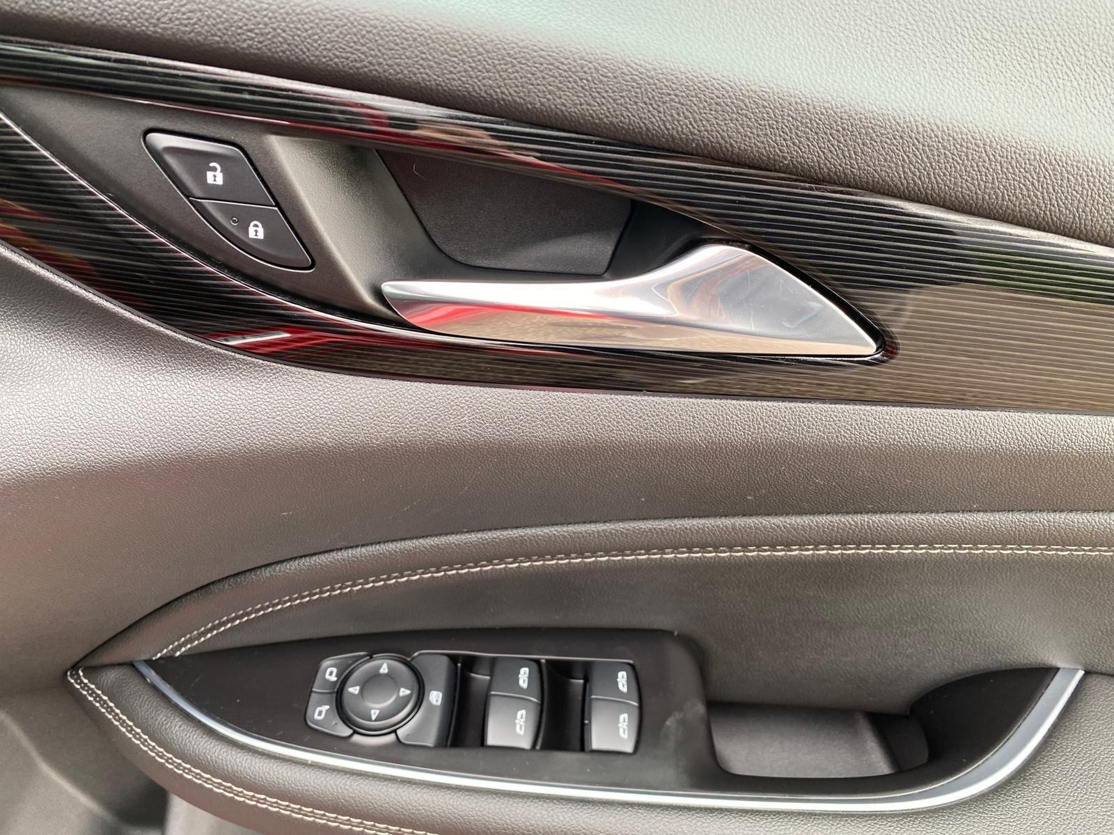 Vauxhall Insignia view 13