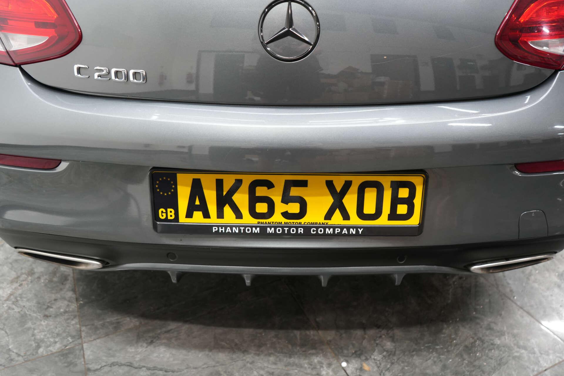 Mercedes-Benz C-Class view 41