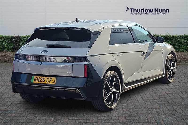 Hyundai Ioniq 5 view 3
