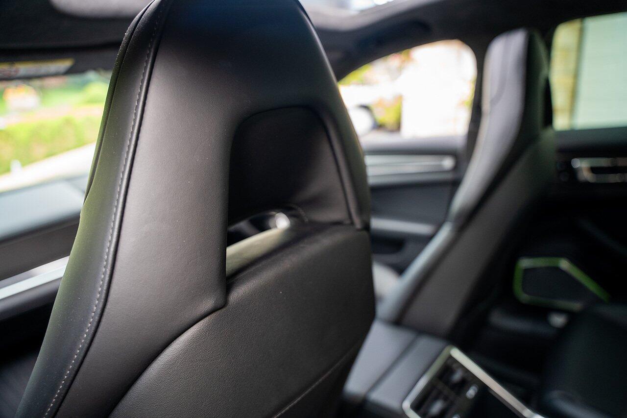 Porsche Panamera view 75