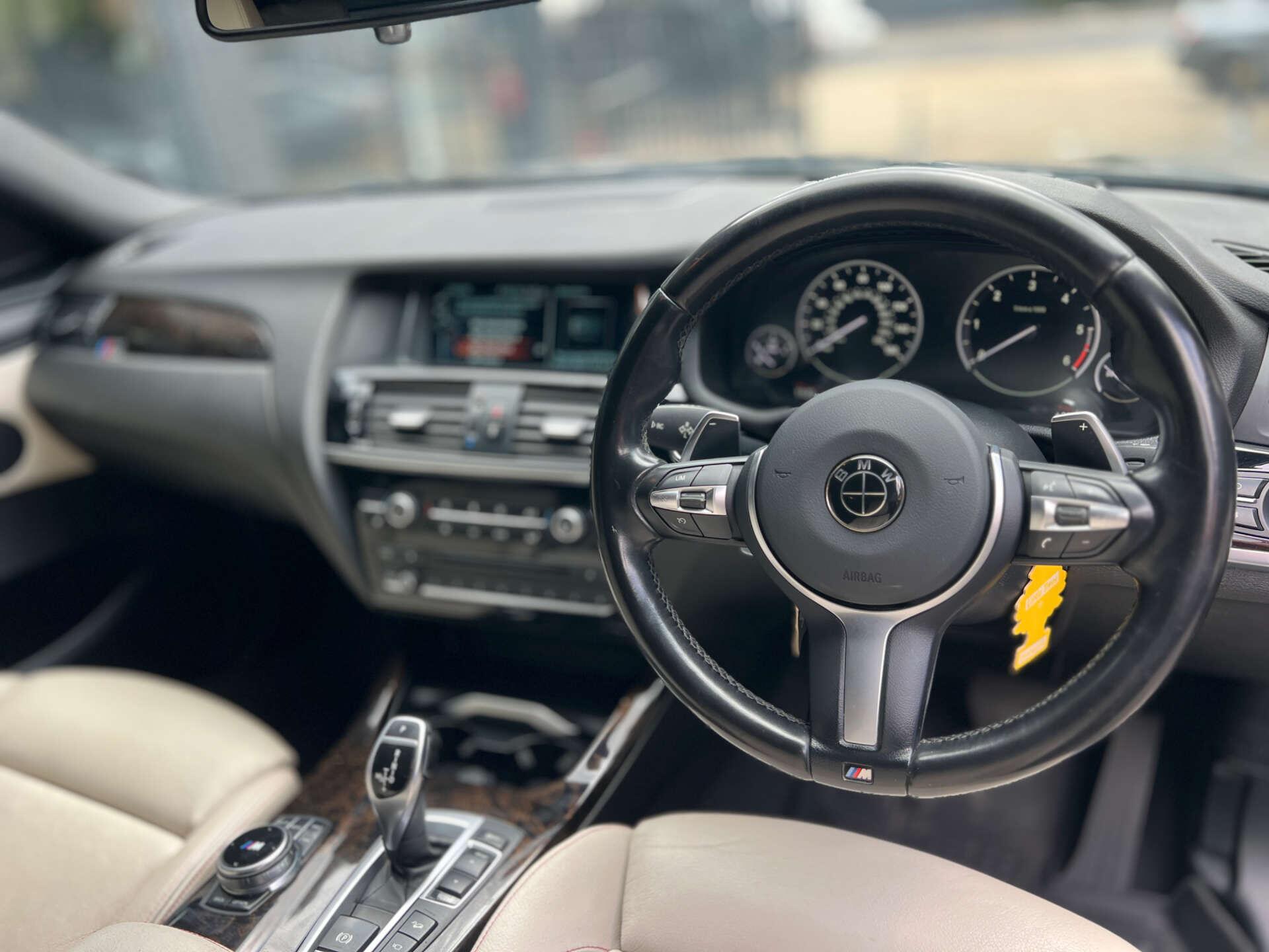 BMW X4 view 26