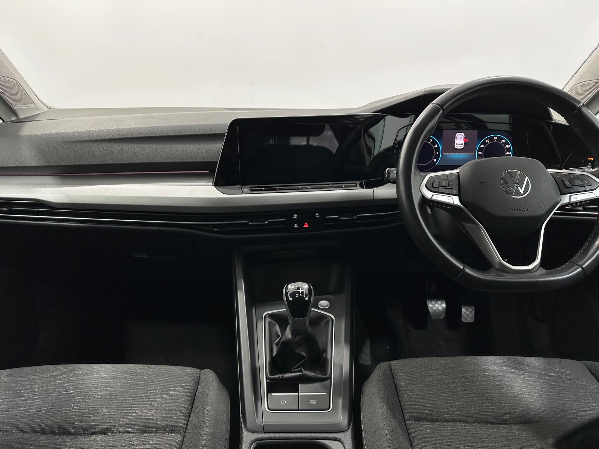 Volkswagen Golf view 20