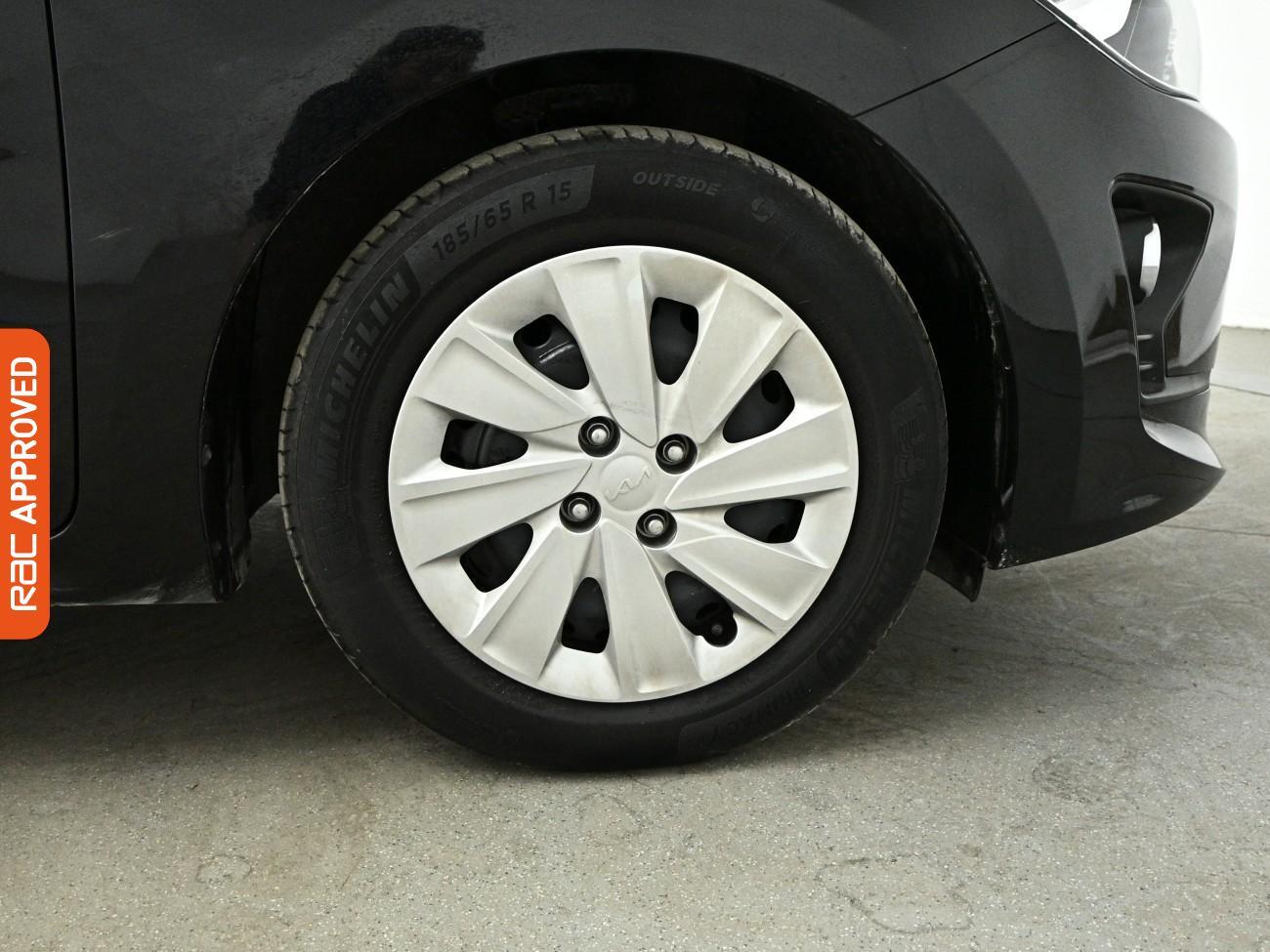 Kia Rio view 25
