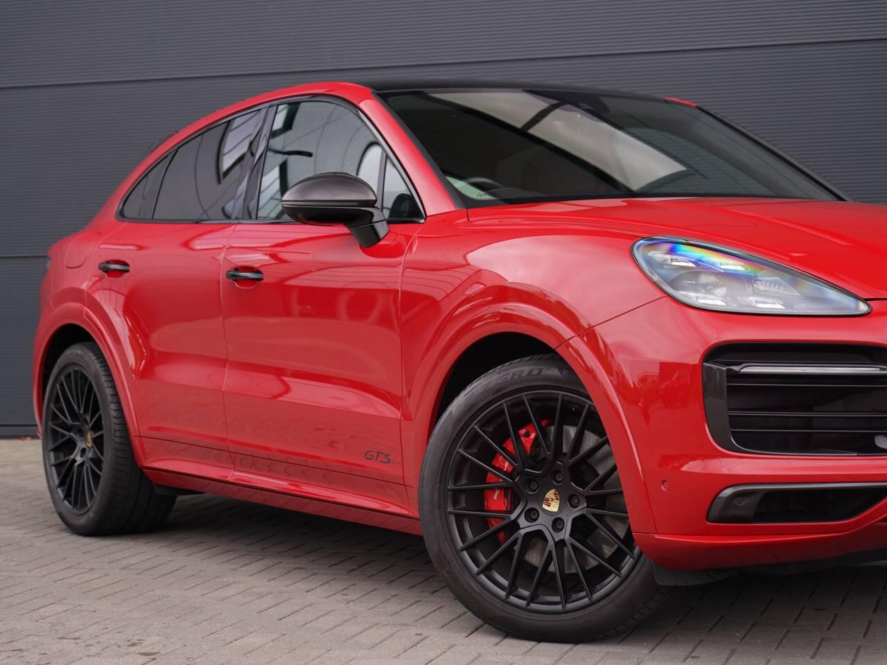 Porsche Cayenne view 53