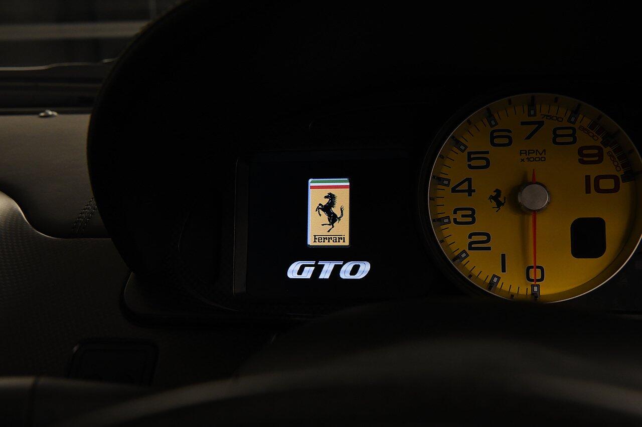 Ferrari 599 view 24