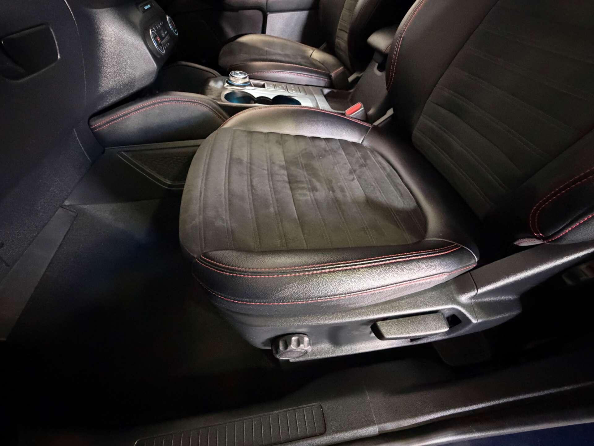 Ford Kuga view 59