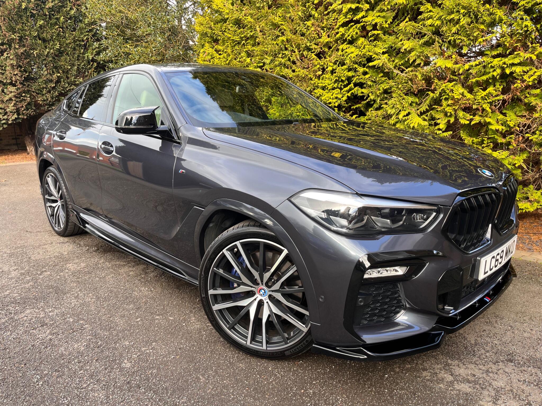 BMW X6 view 31