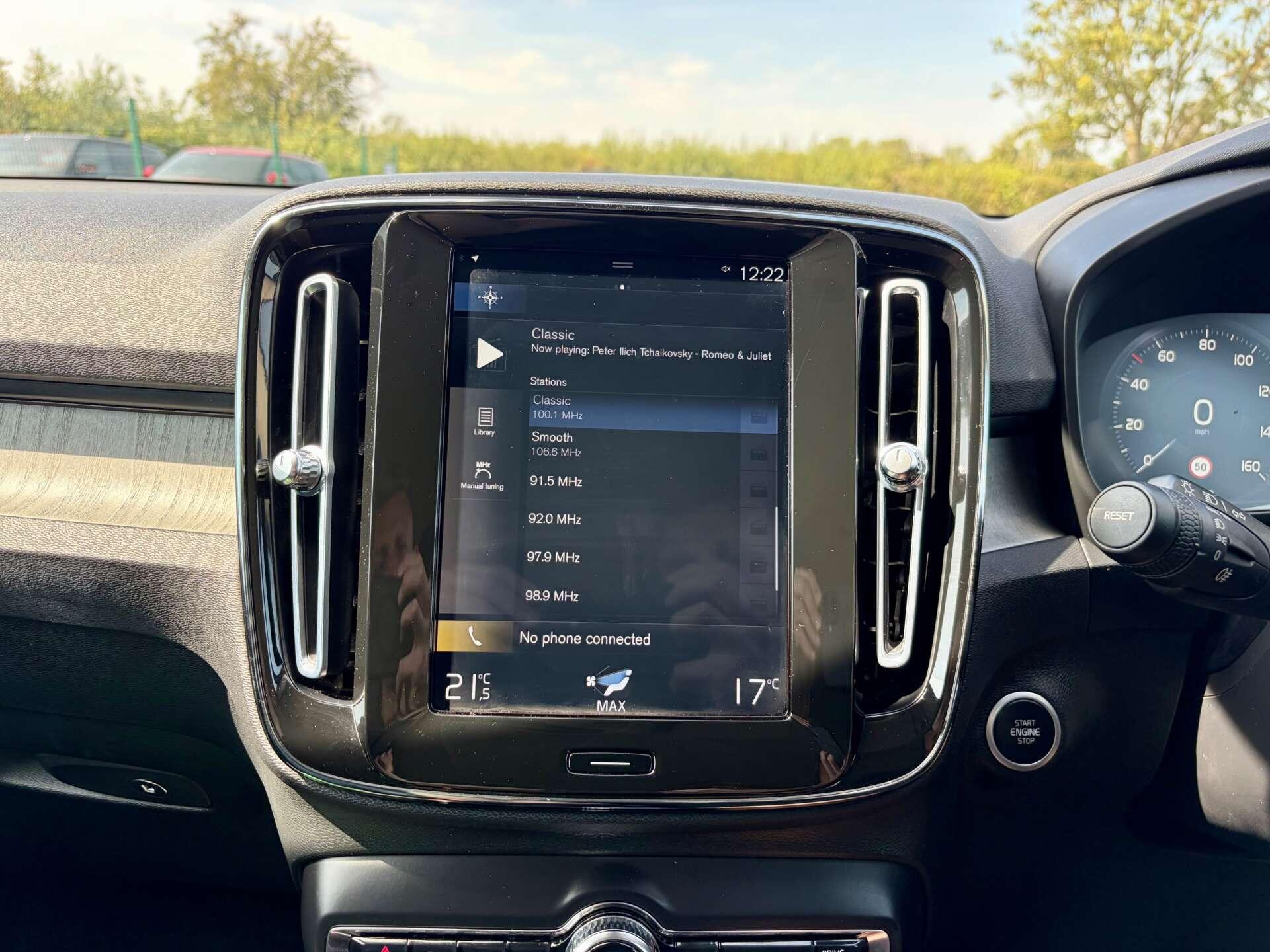 Volvo XC40 view 50