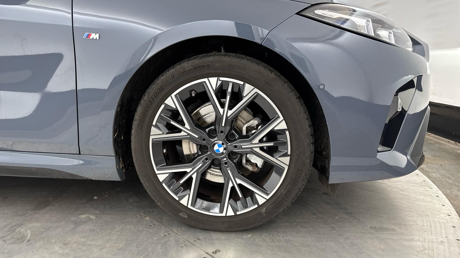 BMW 1 Series view 14
