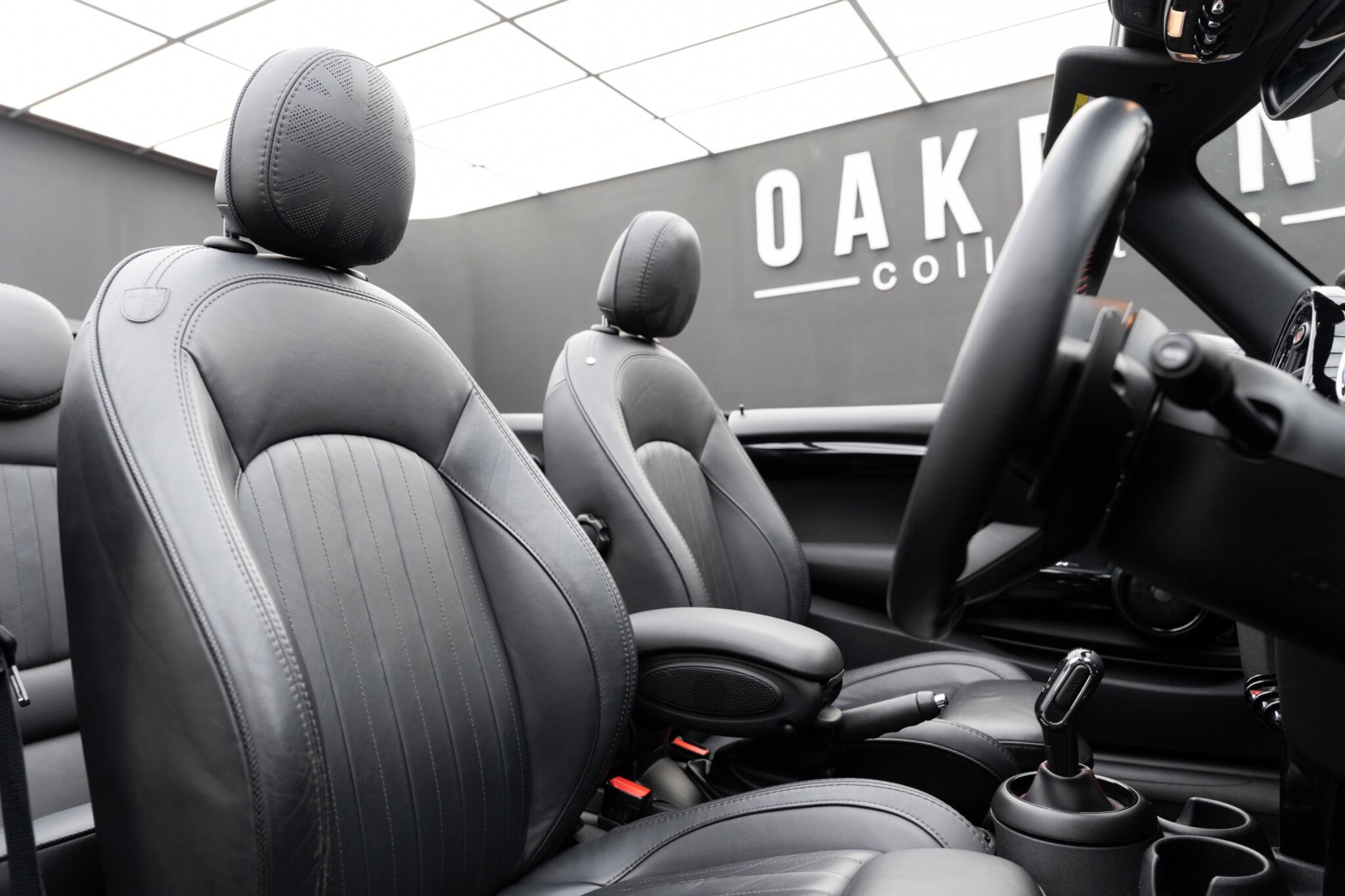 MINI Convertible view 7