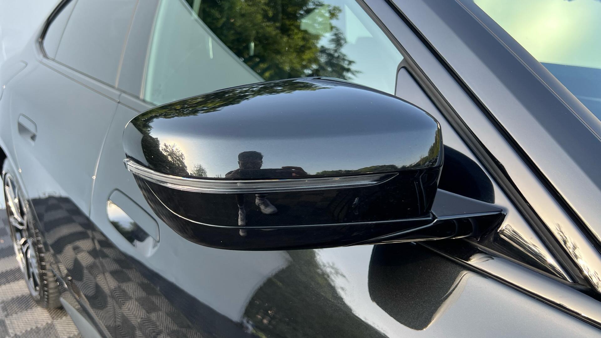 BMW I4 view 26