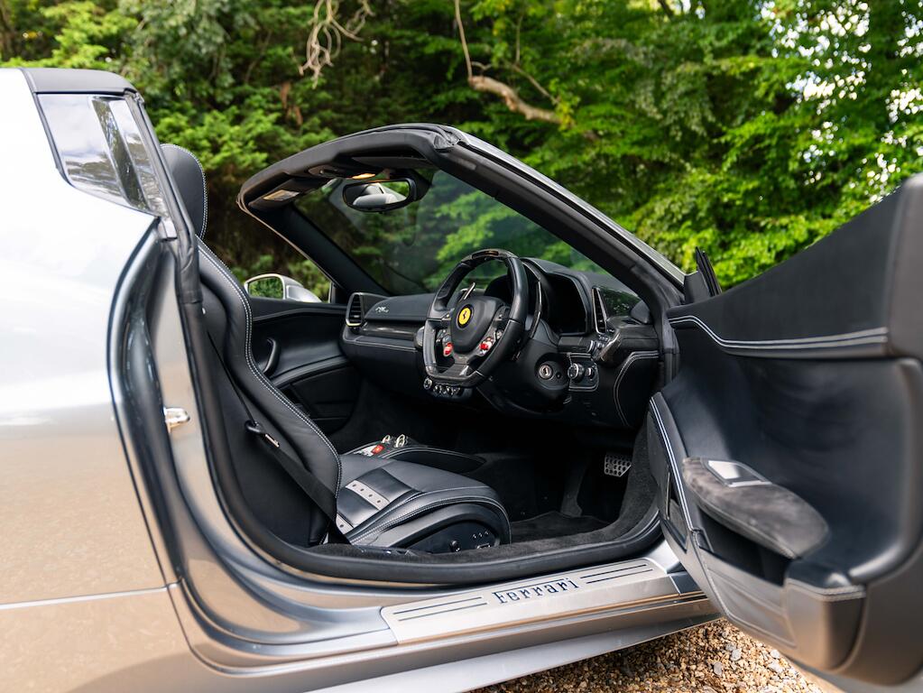 Ferrari 458 view 14