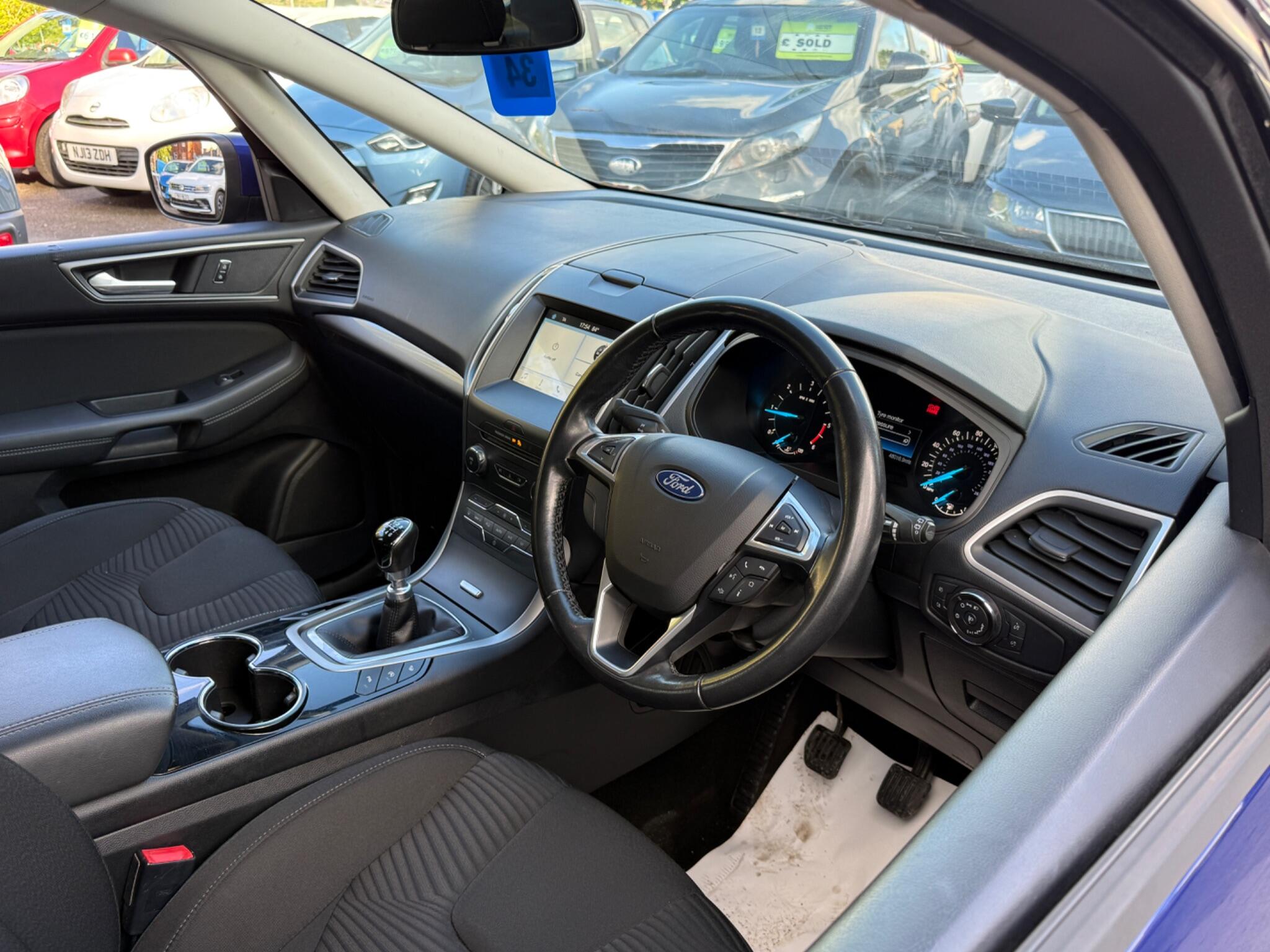 Ford S-Max - Image 35