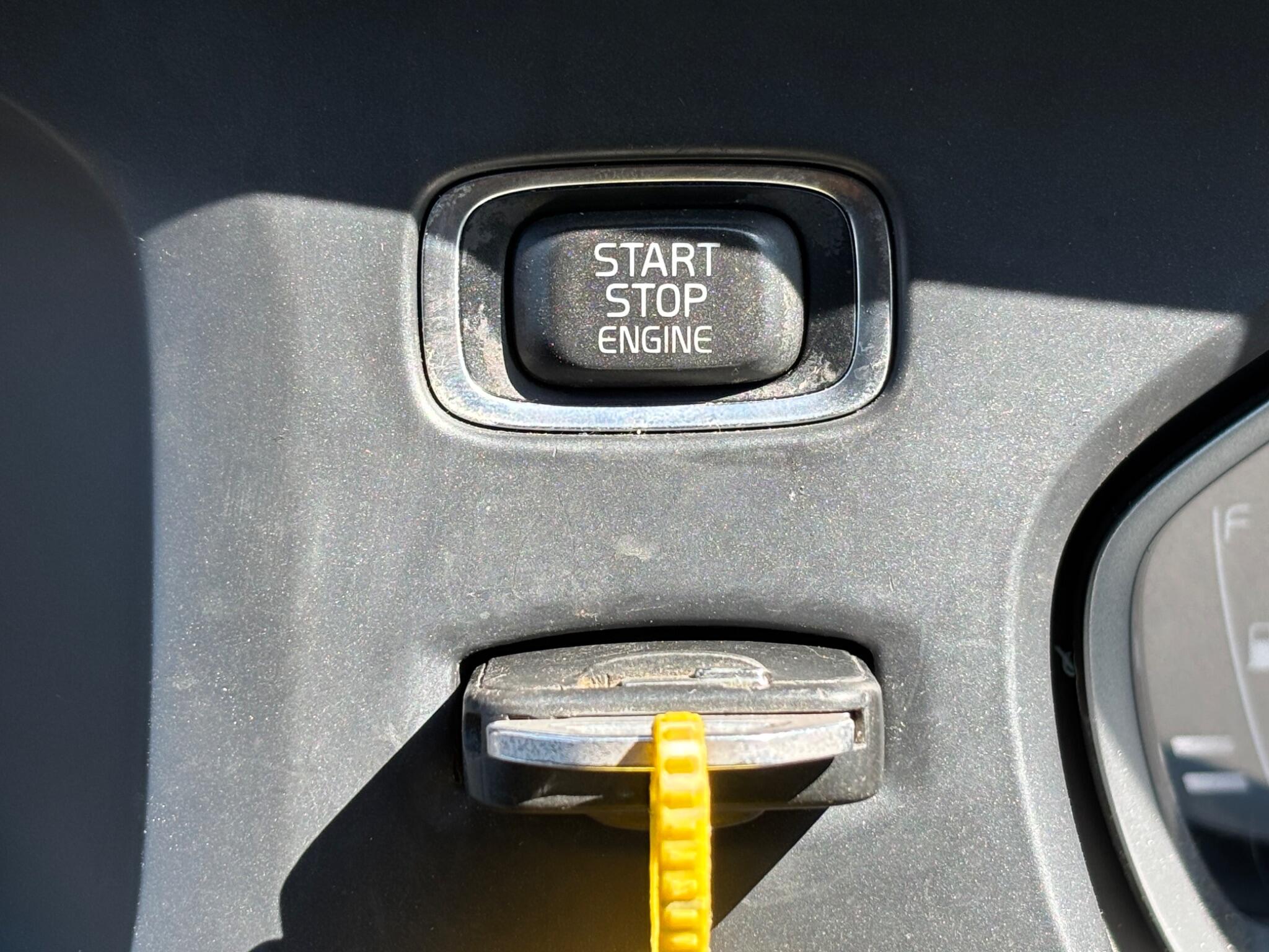 Volvo V40 view 39