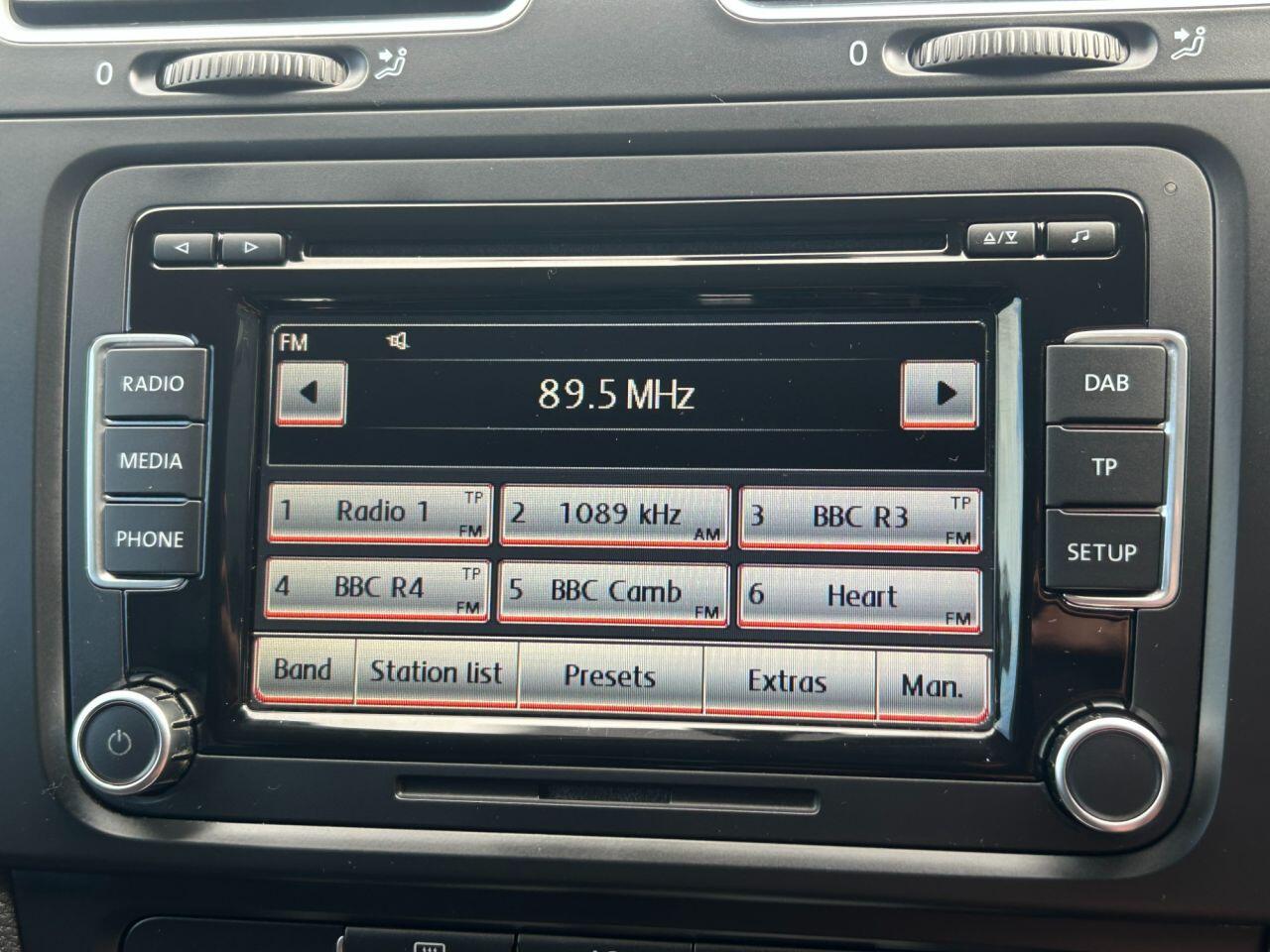 Volkswagen Golf view 16