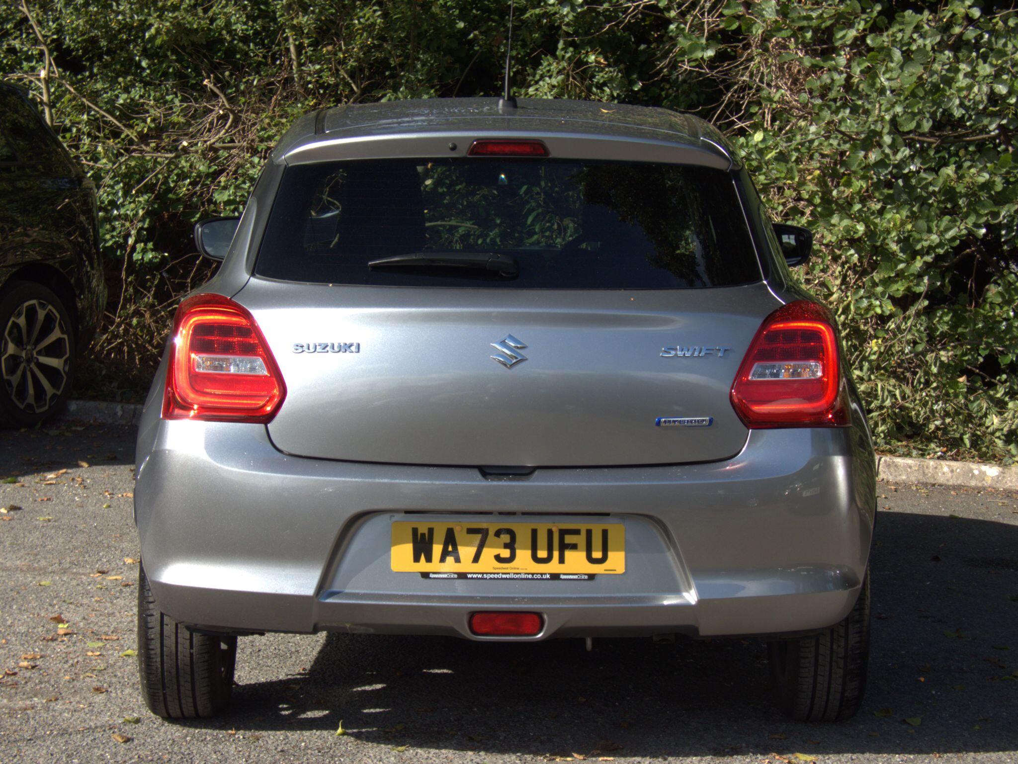 Suzuki Swift view 14