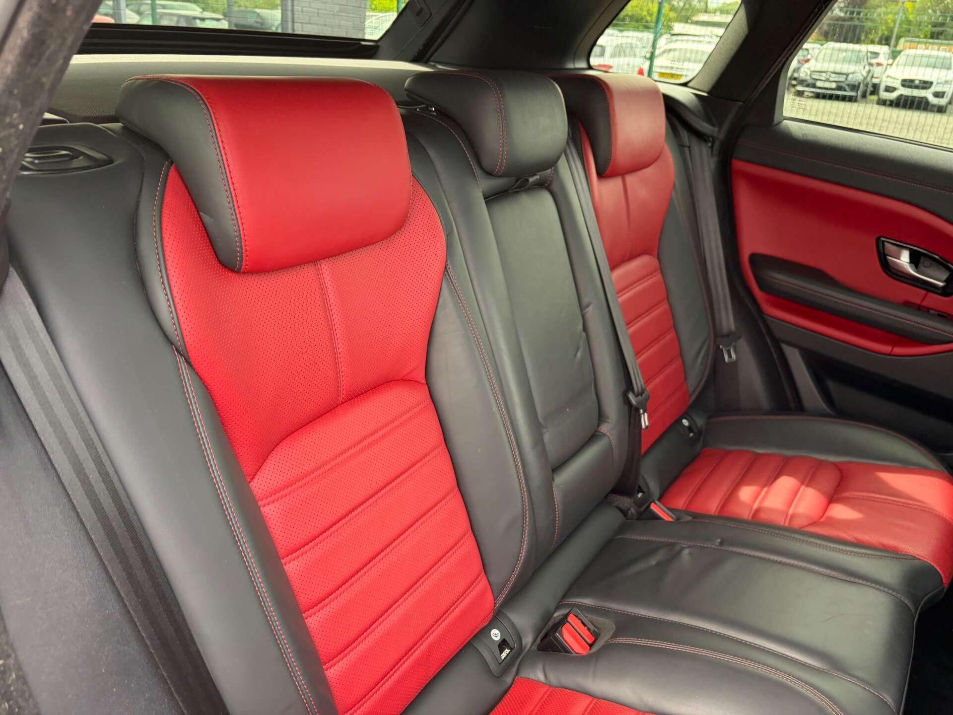 Land Rover Range Rover Evoque view 30