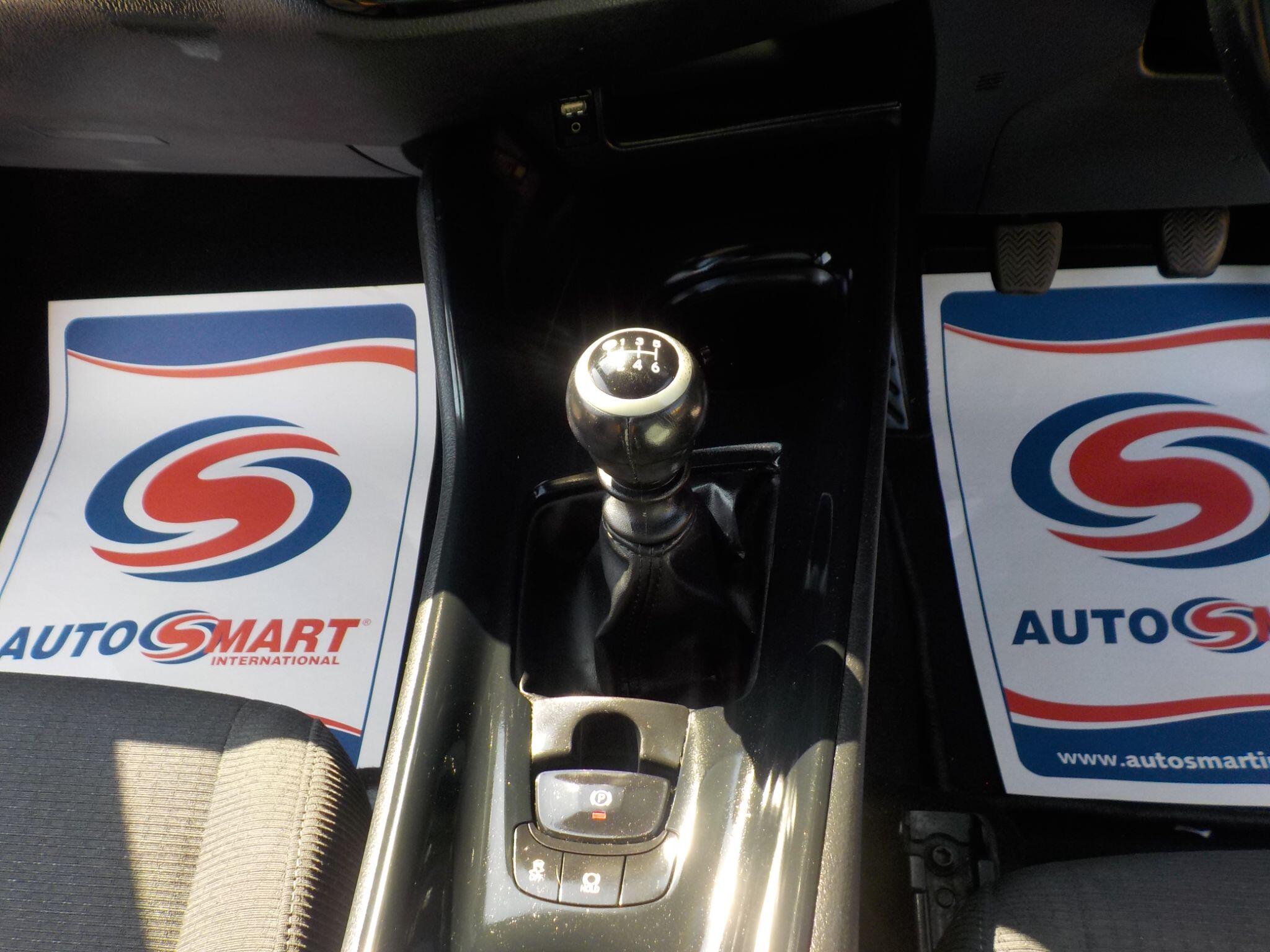 Toyota C-HR 1.2 VVT-i Icon Euro 6 (s/s) 5dr