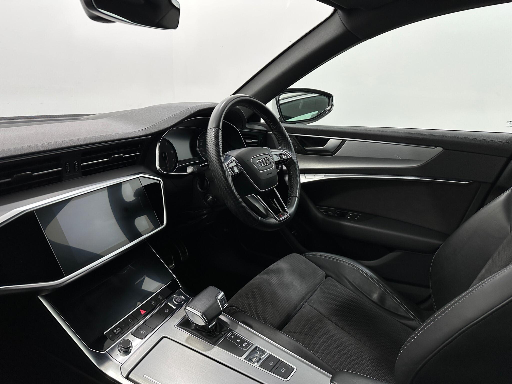 Audi A6 view 31