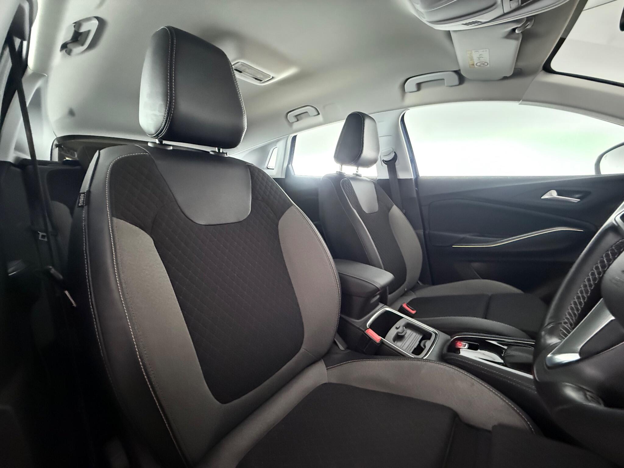 Vauxhall Grandland X view 28