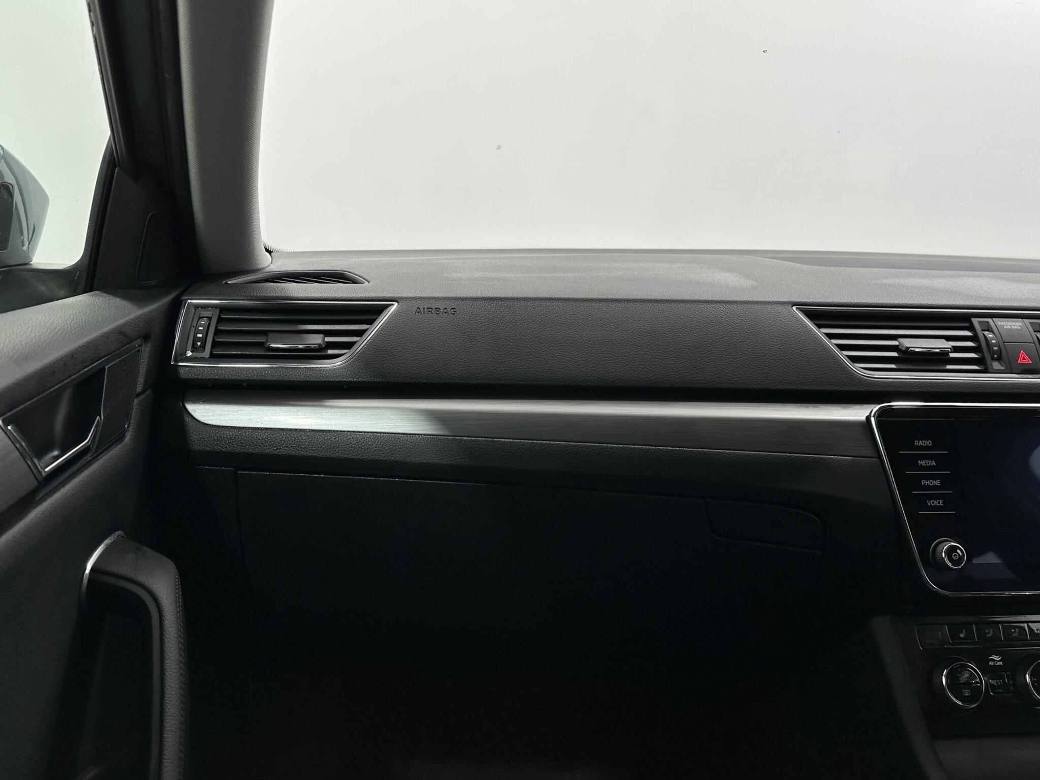 Skoda Superb view 29