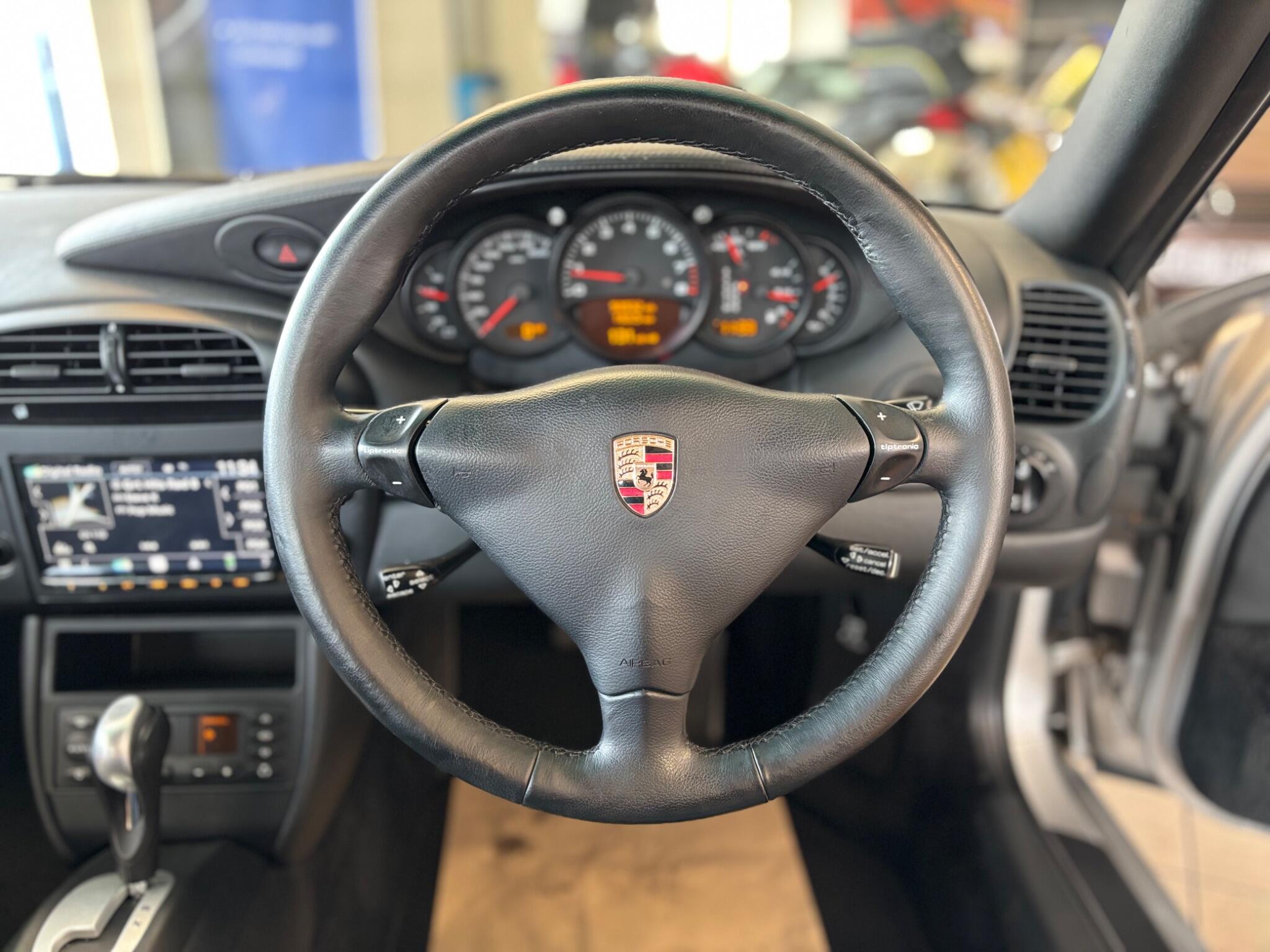 Porsche 911 view 58