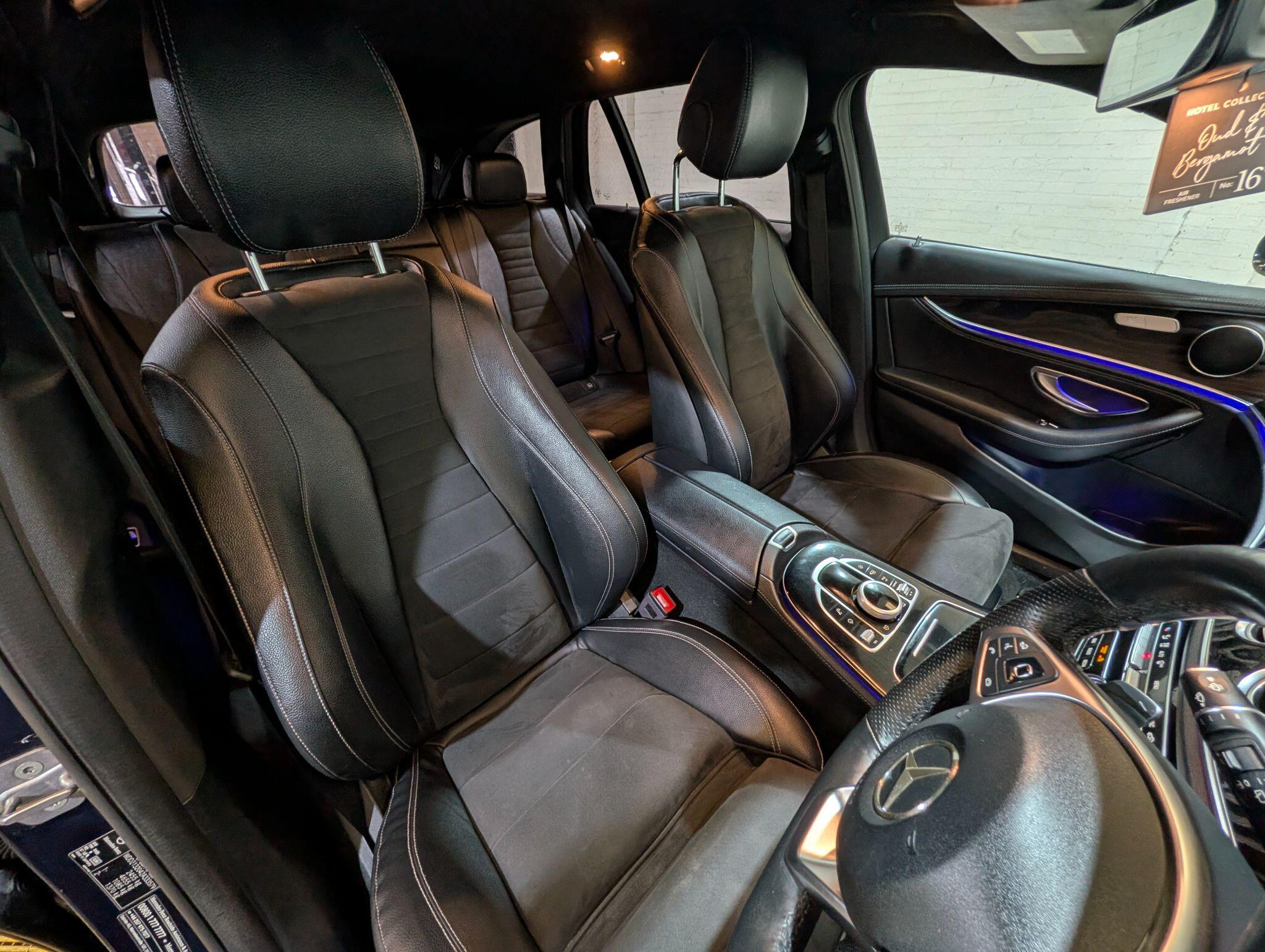 Mercedes-Benz E-Class view 22