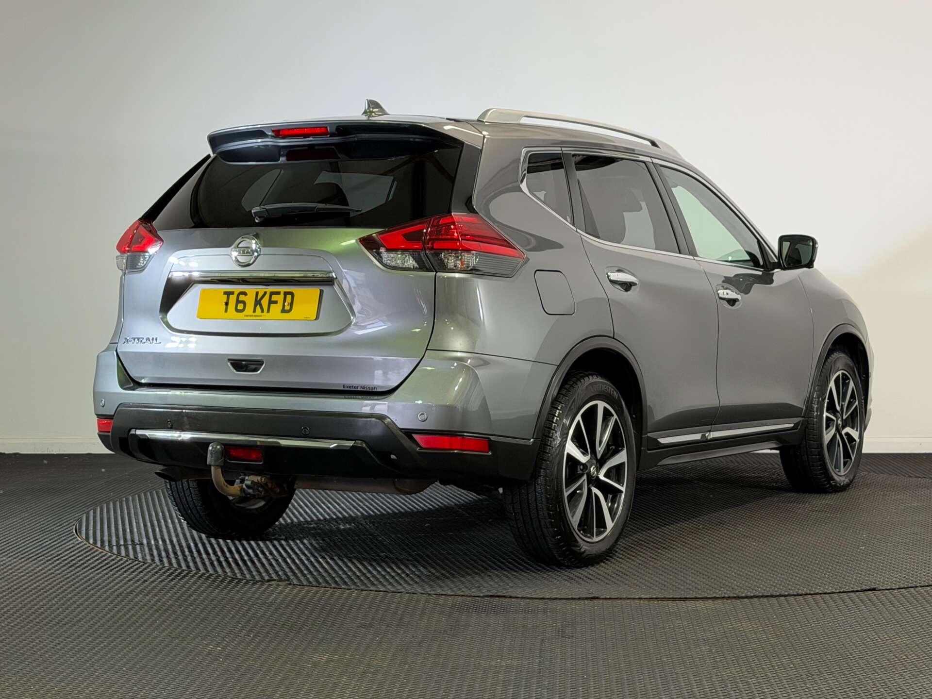Nissan X-Trail view 7