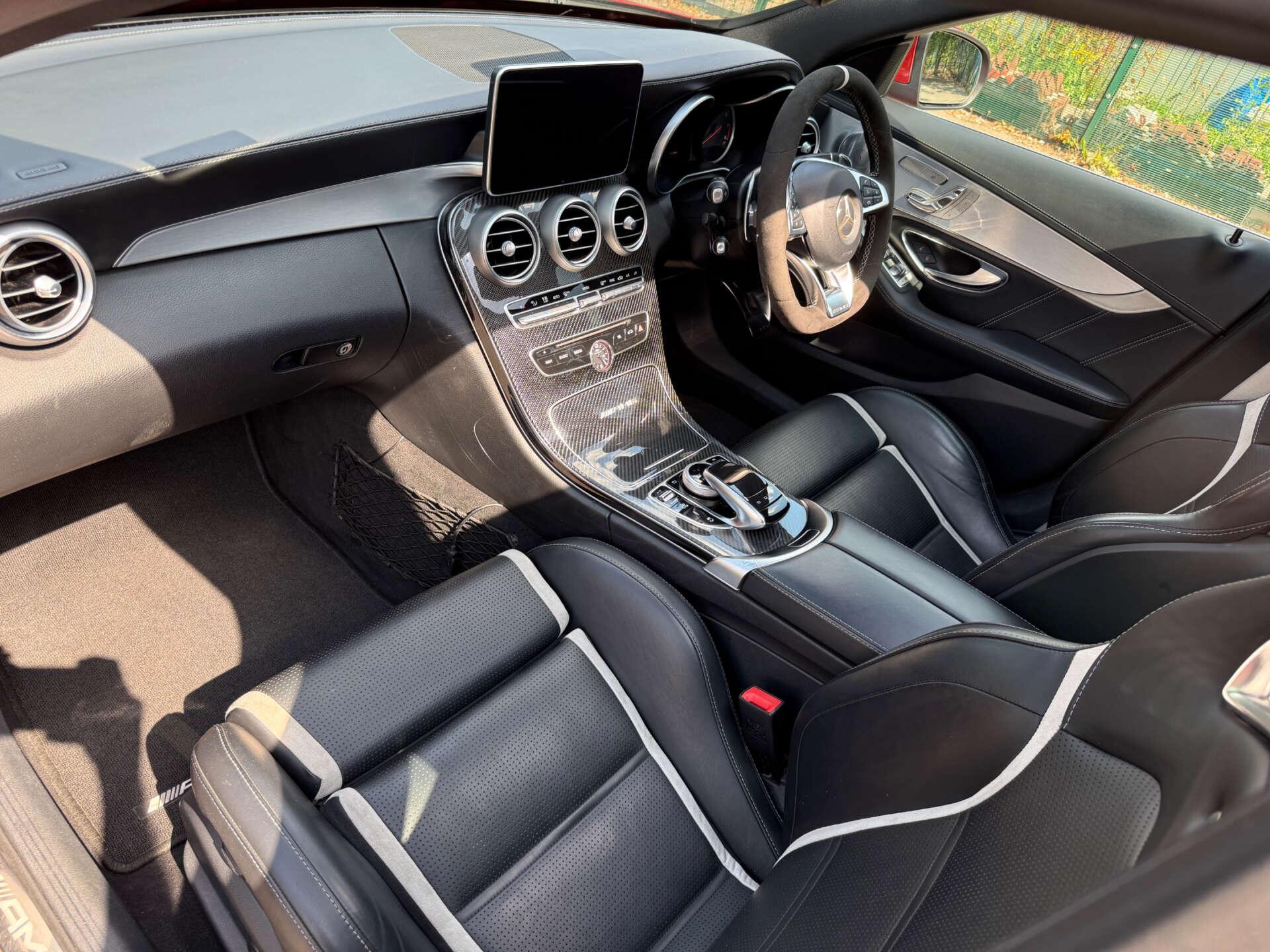 Mercedes-Benz C-Class view 21