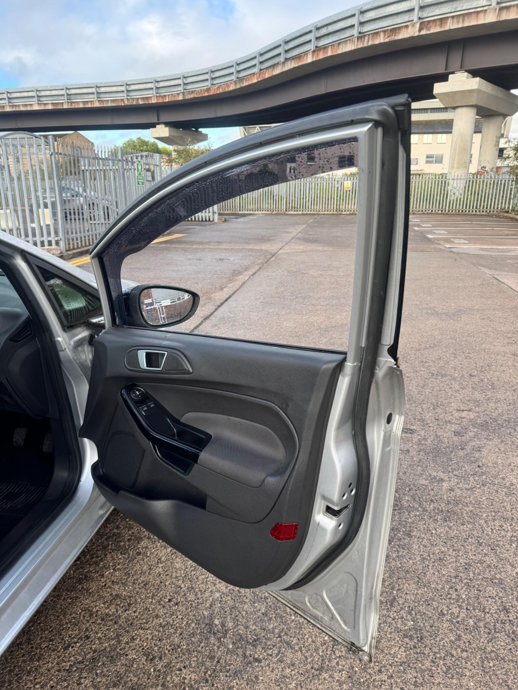 Ford Fiesta view 36