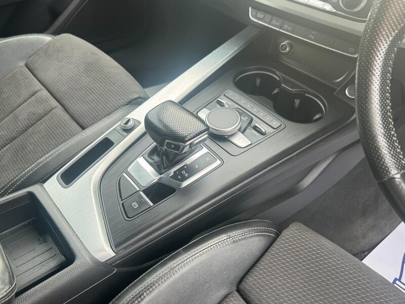 Audi A4 view 32